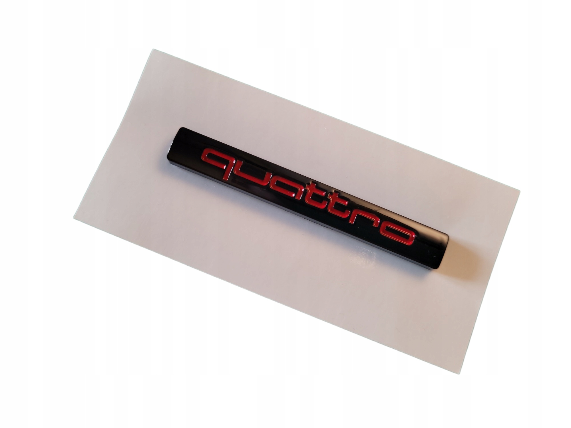 

Emblemat quattro do Audi Black-Red Glossy