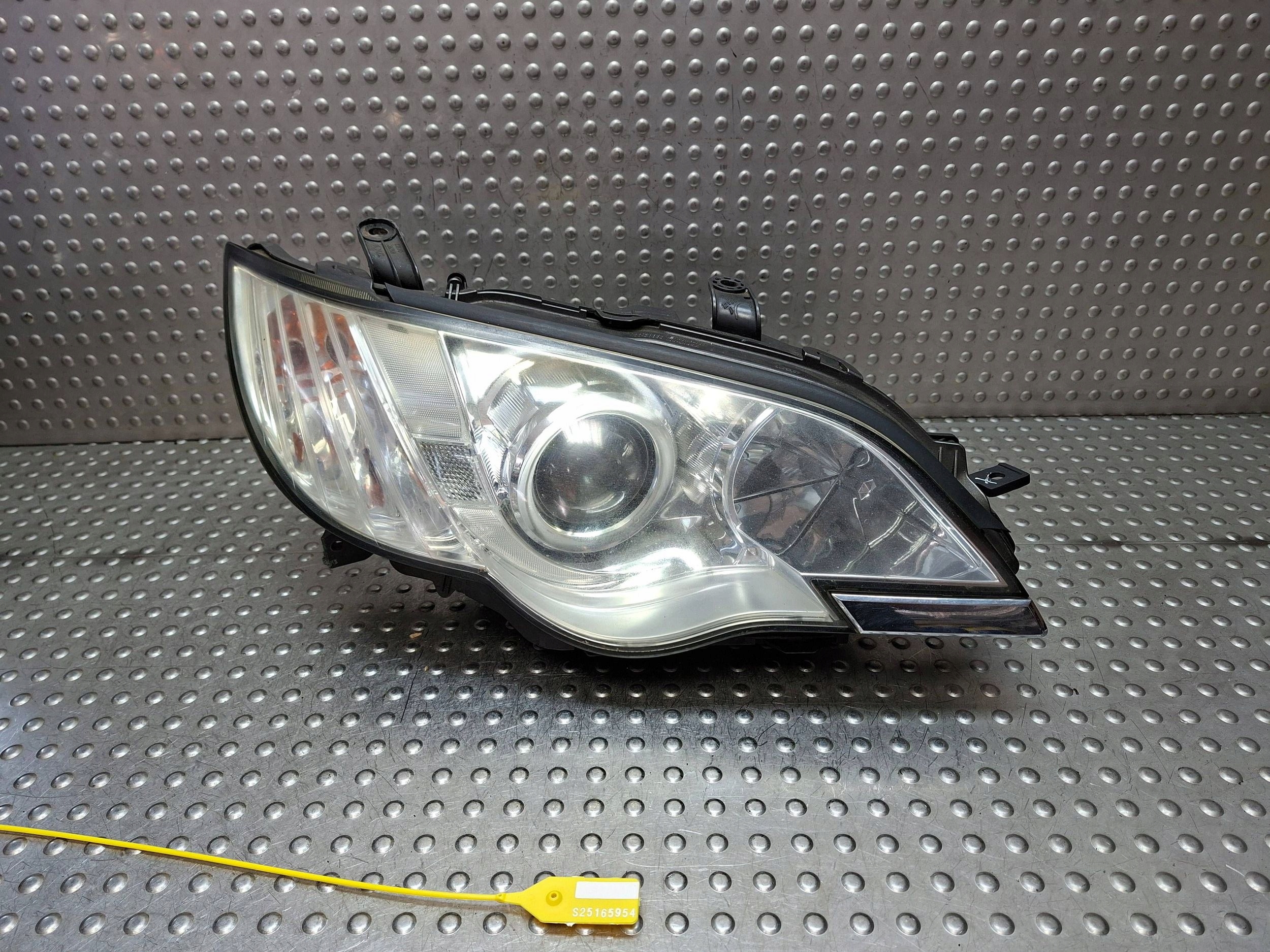 light XENON right SUBARU OUTBACK III LIFT 06-08 EU