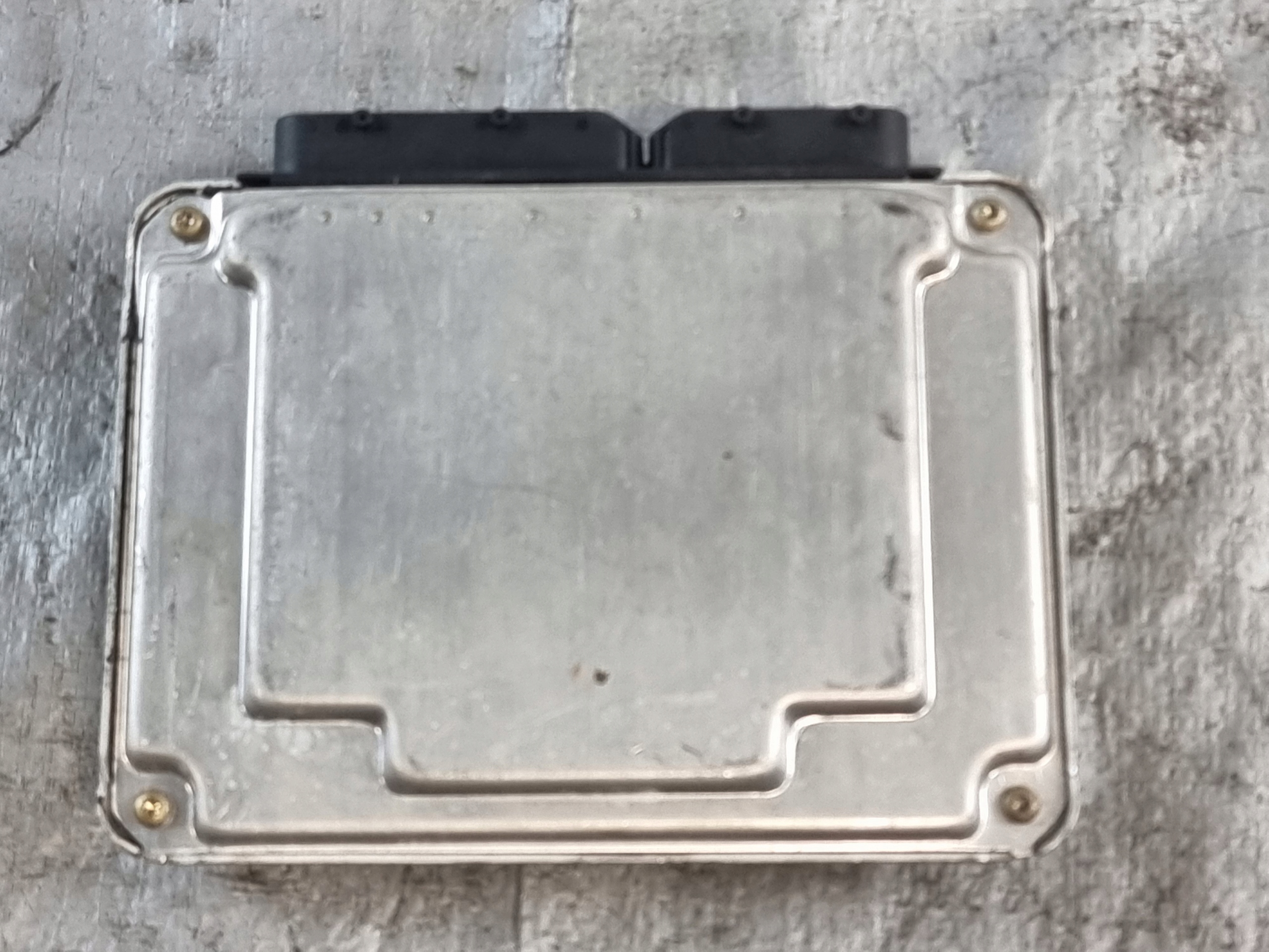control unit computer of the engine OE 8E0907401B AUDI A4 B6 2.5 TDI