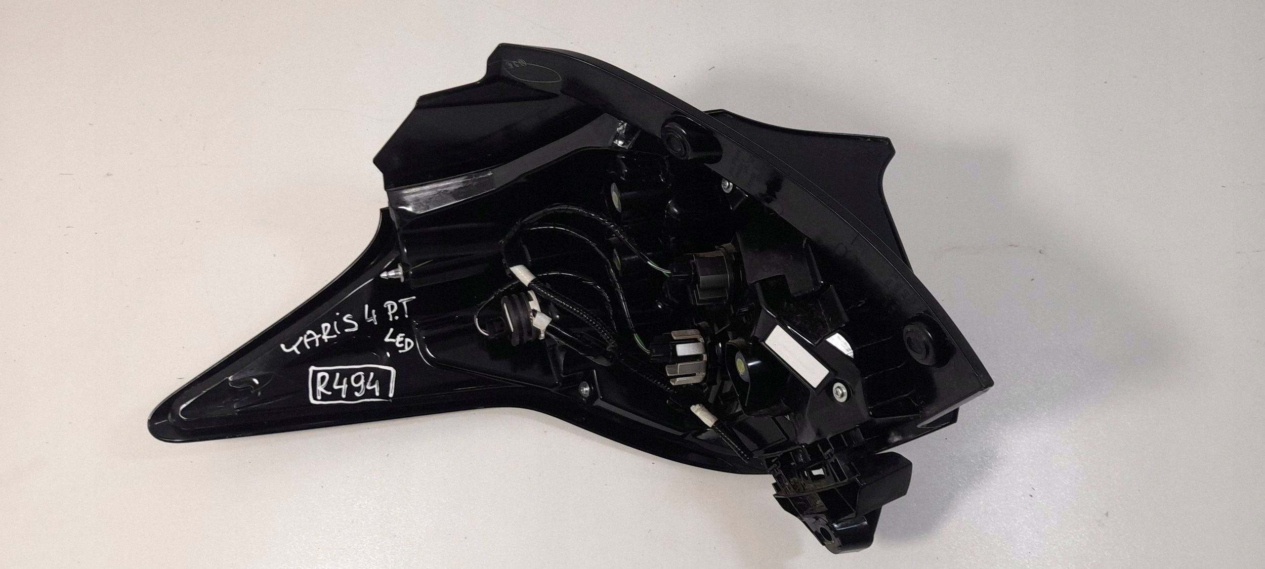 Toyota Yaris IV XP21 light rear right KOITOK012 (R494)