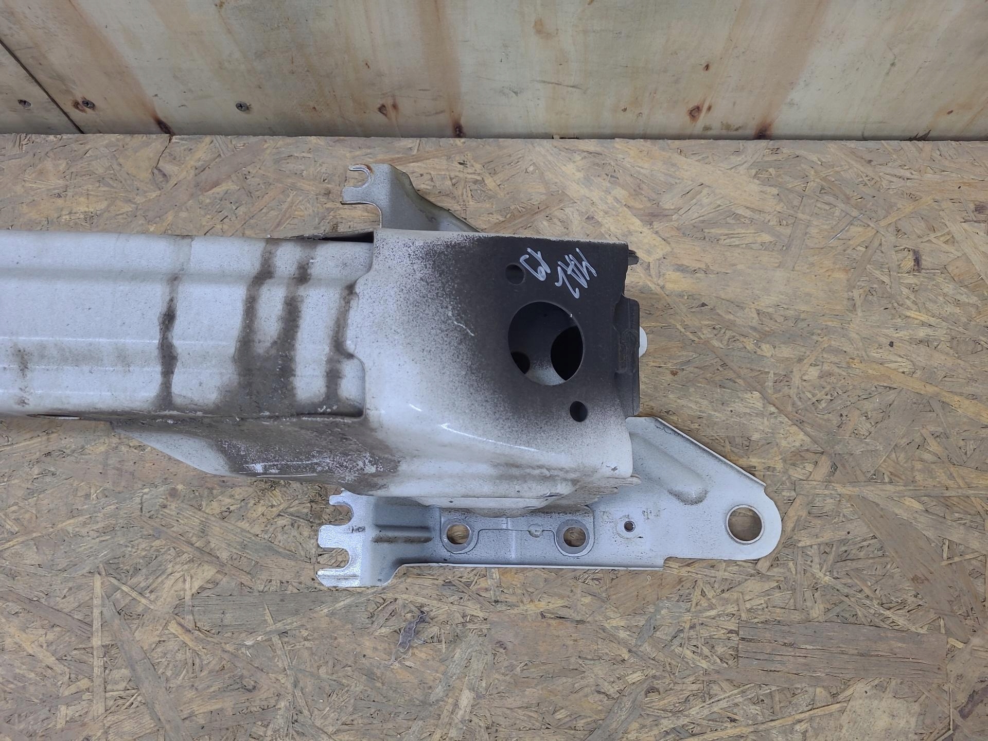 sider pillar of a bumper front Mazda 6 facelift 2007