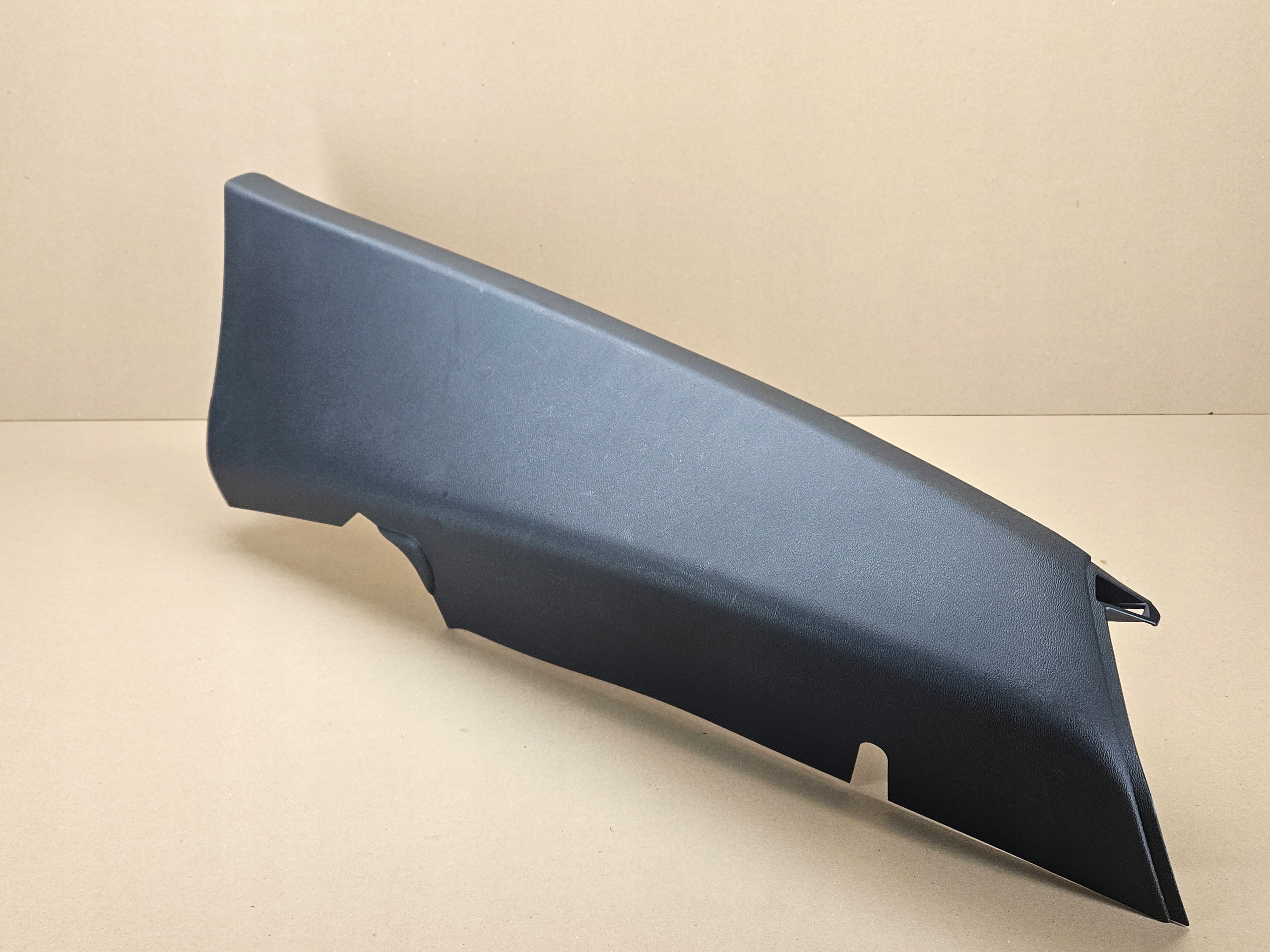 Blende Abdeckung SLUPKA rechts heck VOLVO XC40