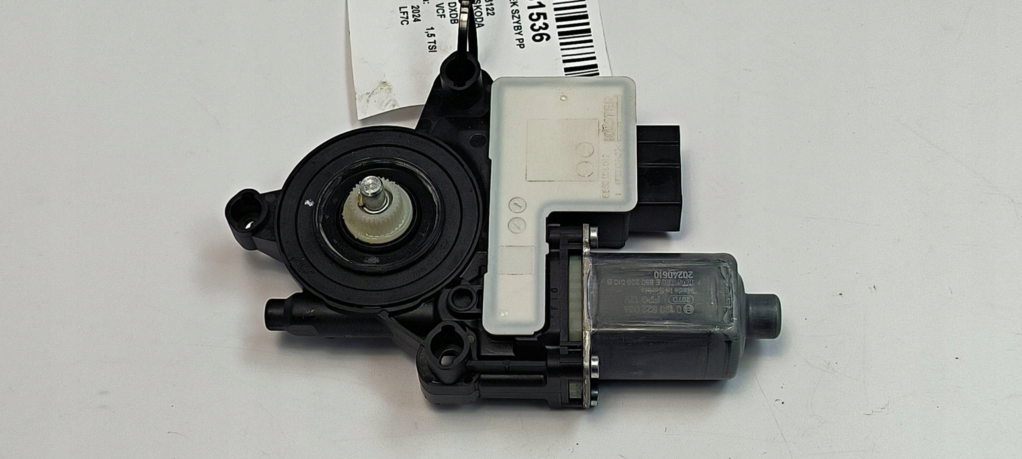 mini motor windows right front 0130822064 SKODA SCALA