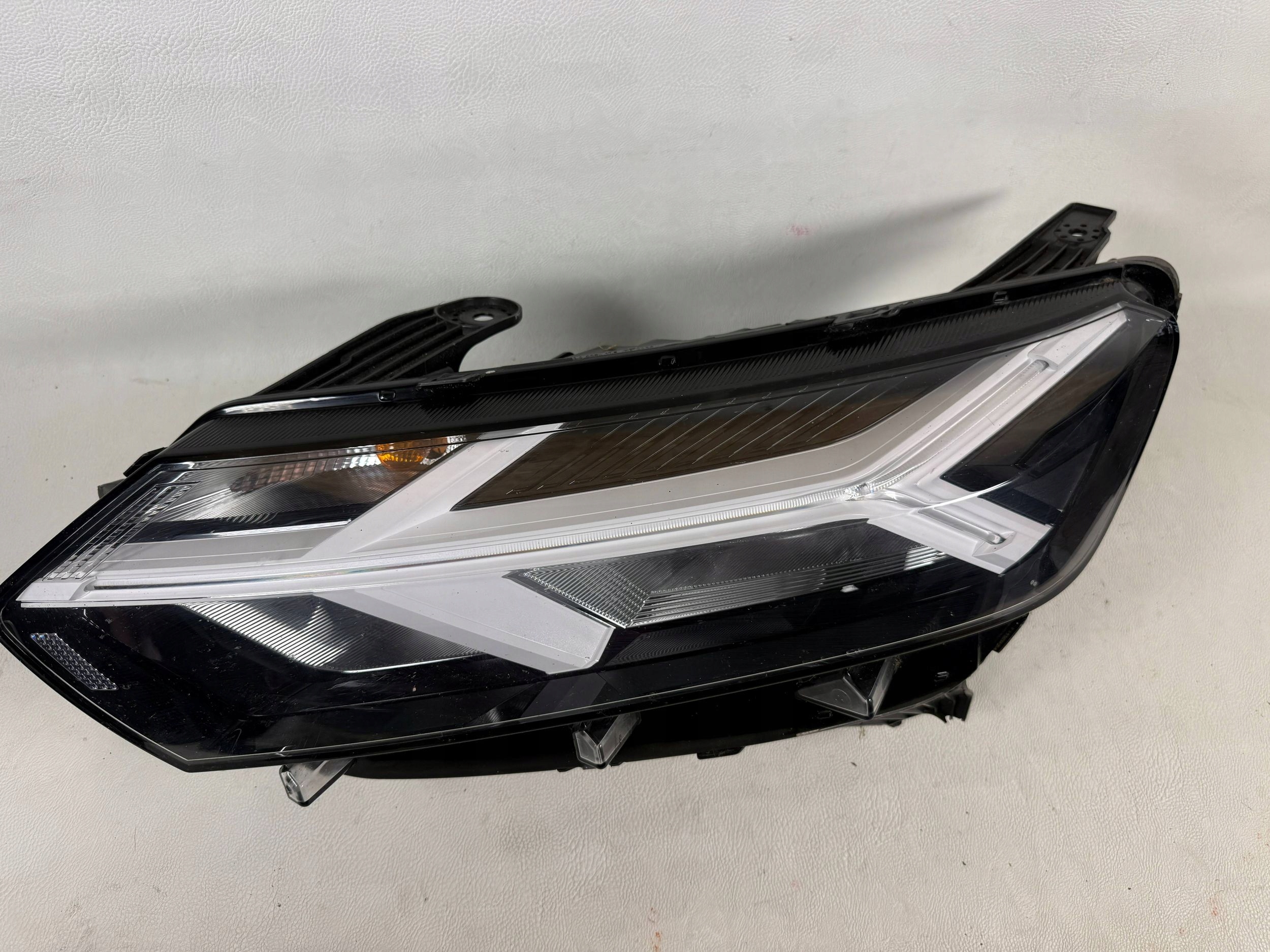 Dacia Sandero 3 III 20- light left front front