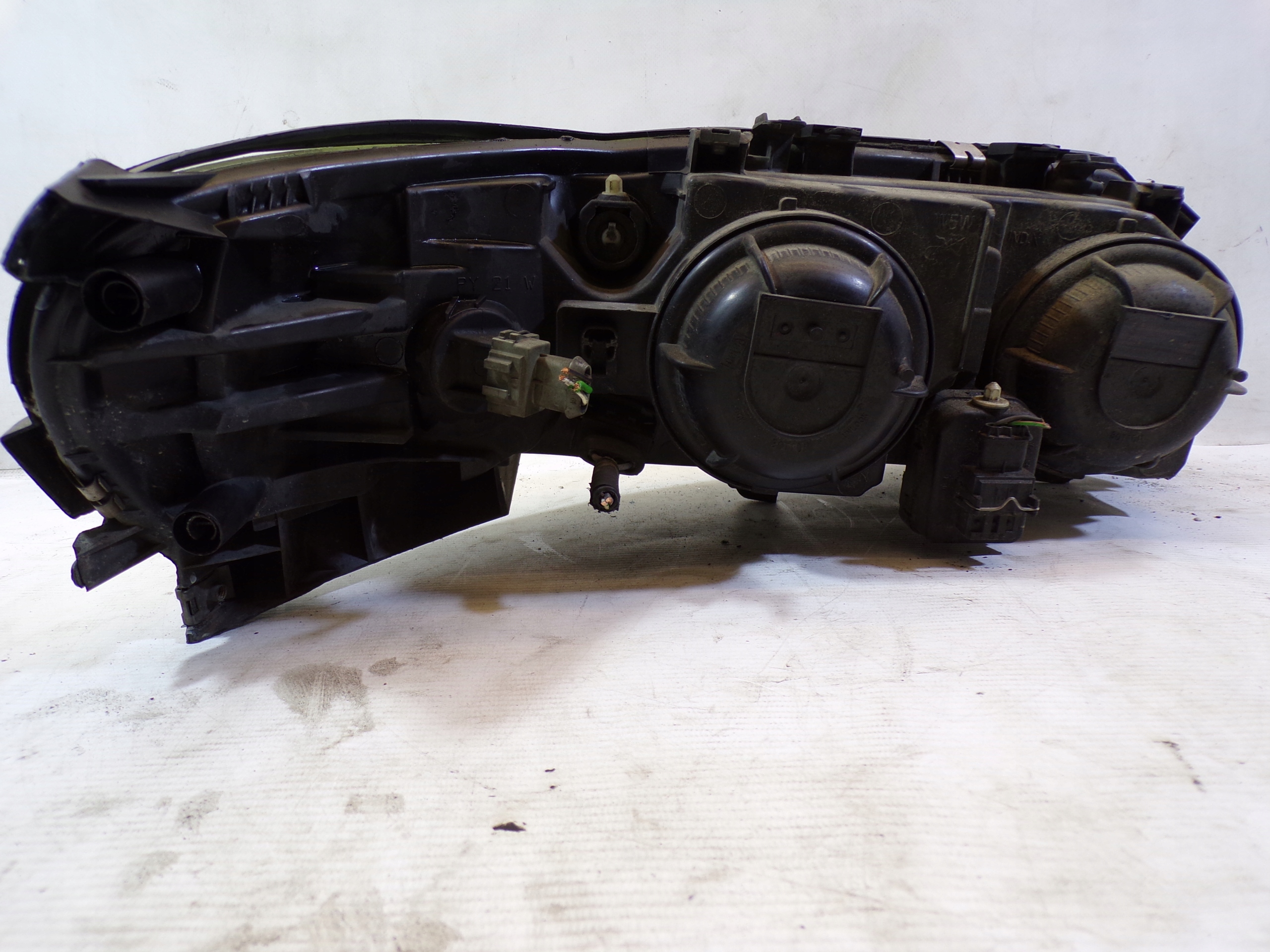 light front front left VOLVO S60 1 and (K)