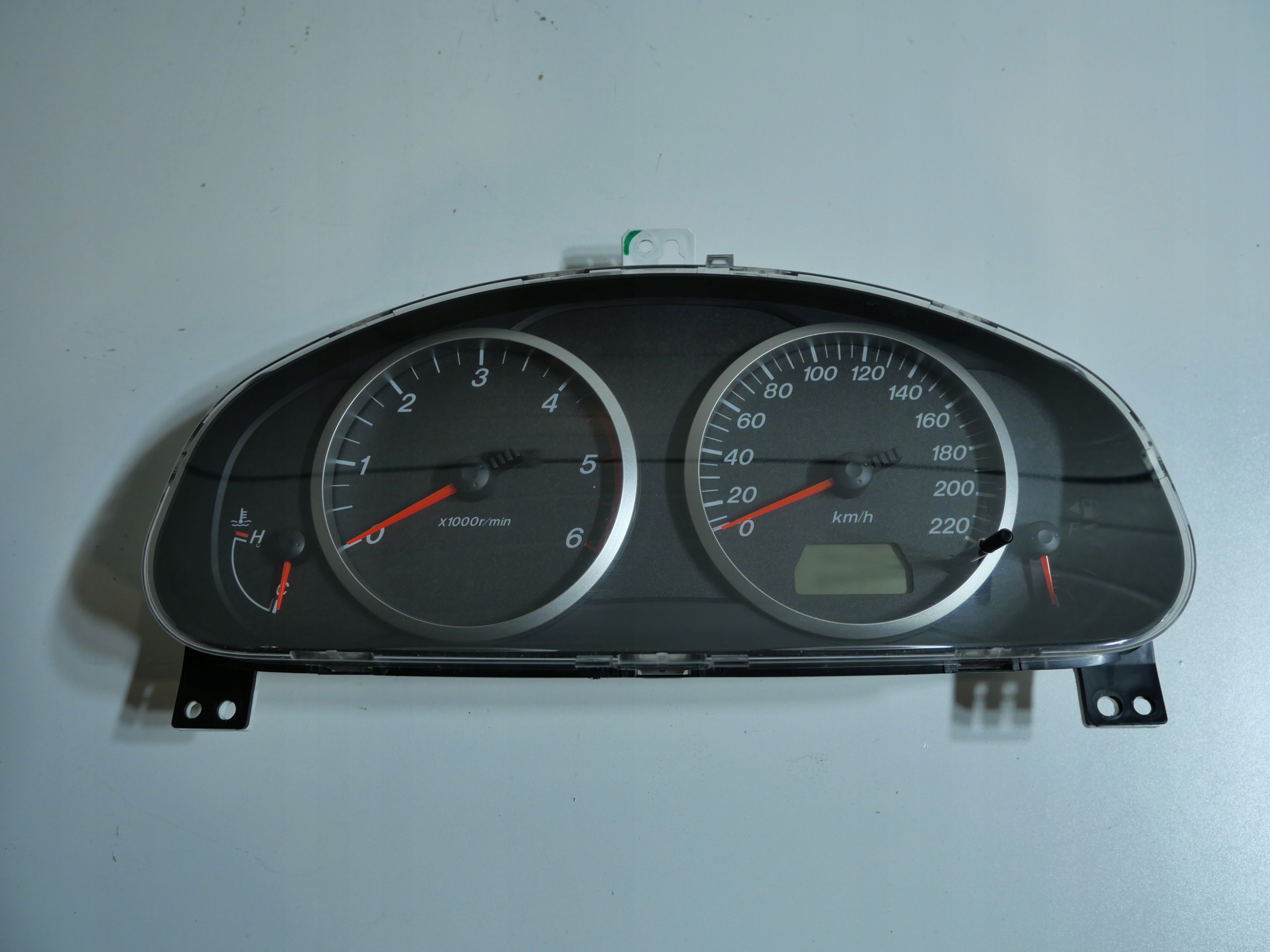 MAZDA dials dials 3M7110849NF