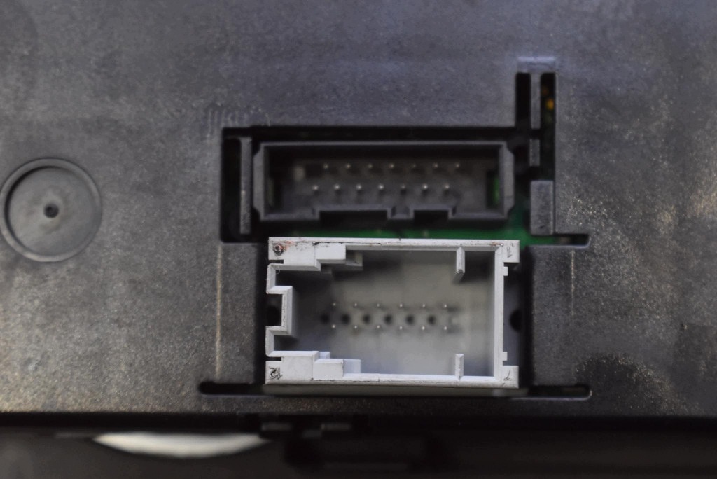panel ovládání klími KLIMY 9147297-01 BMW E90 E91 04-08