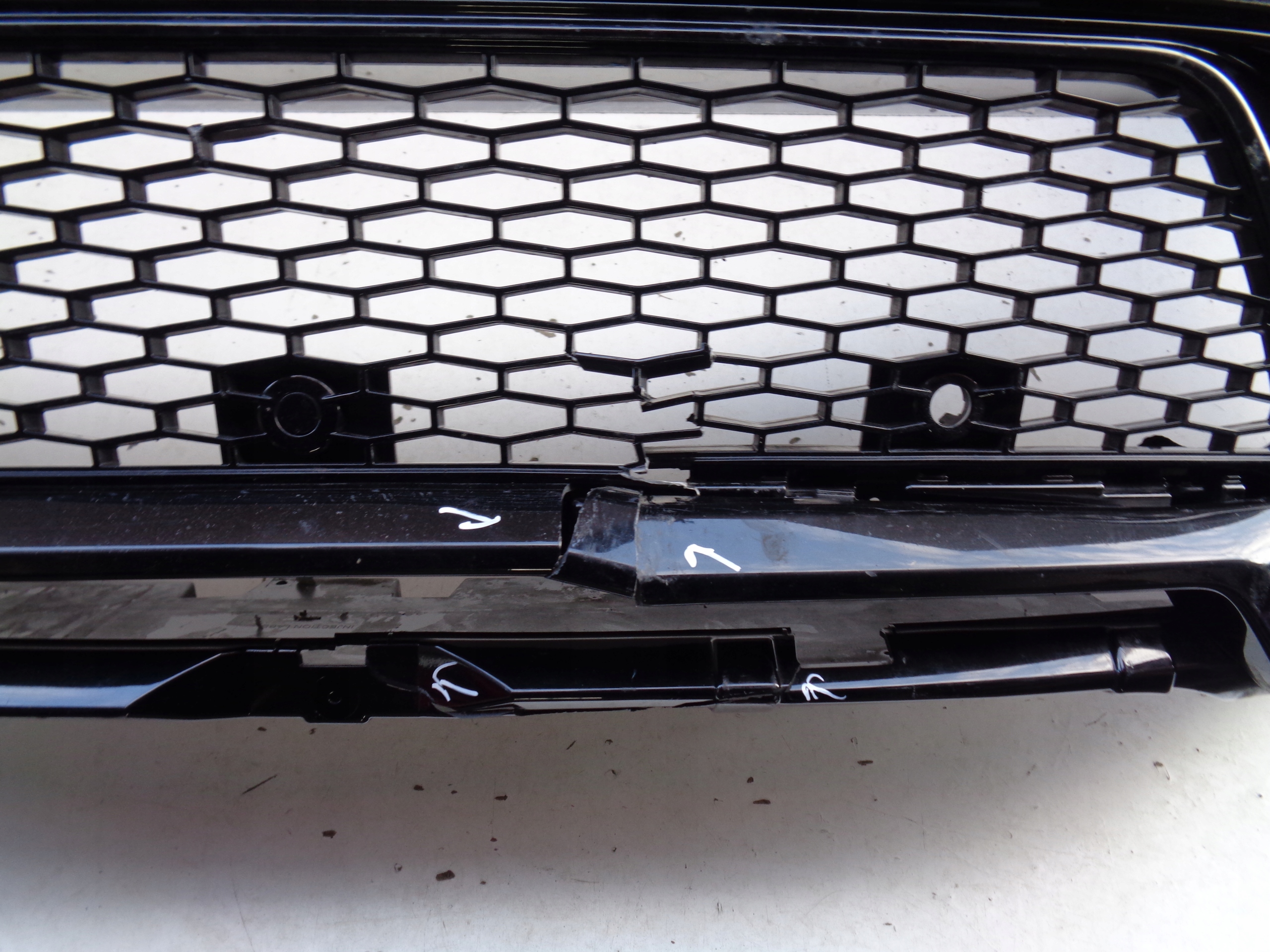 front bumper LAND ROVER DISCOVERY SPORT 19- LIFT DYNAMIC NR 45091