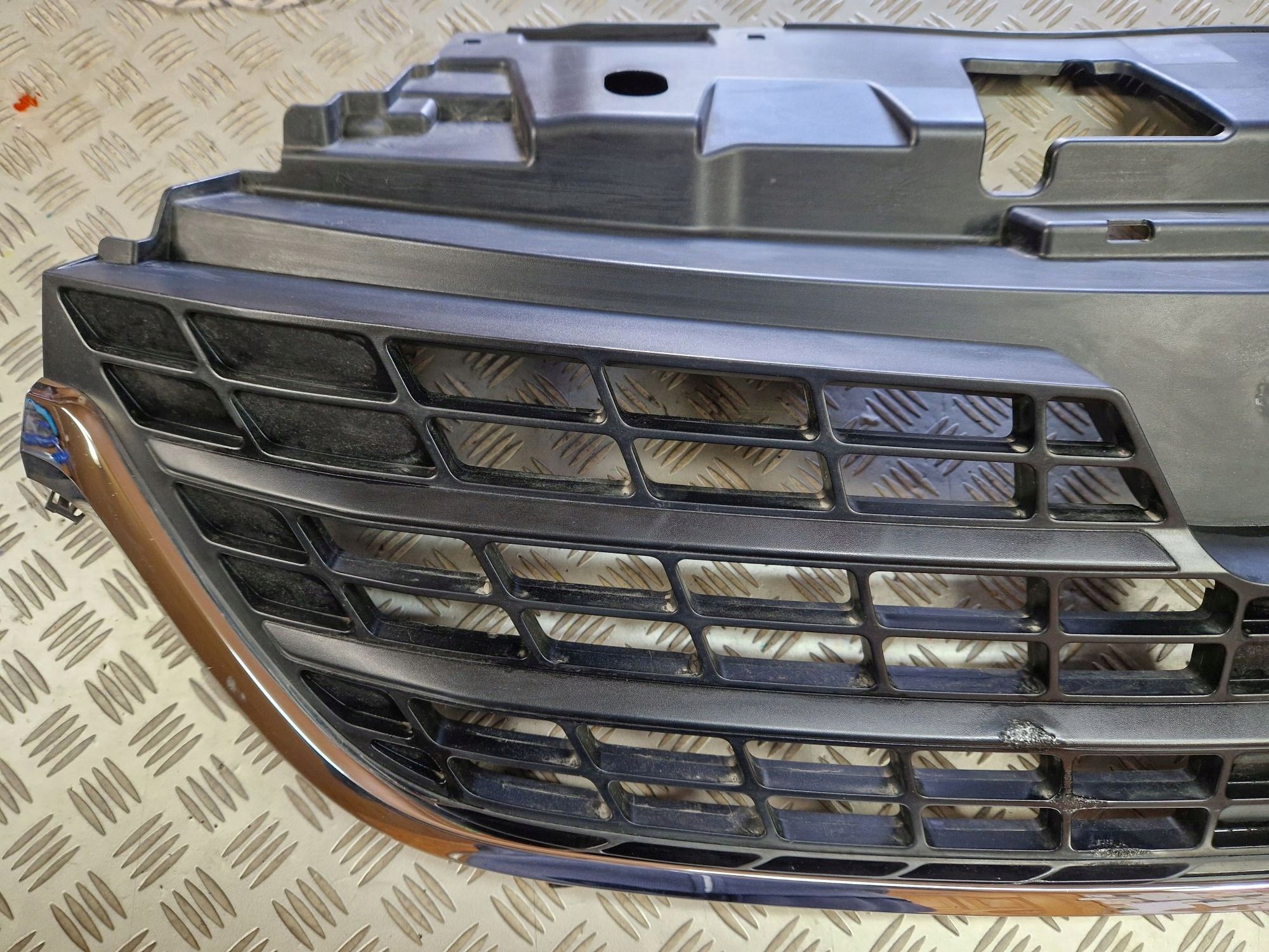 GRILLE RENAULT TRAFIC III LIFT 2019R->2021R