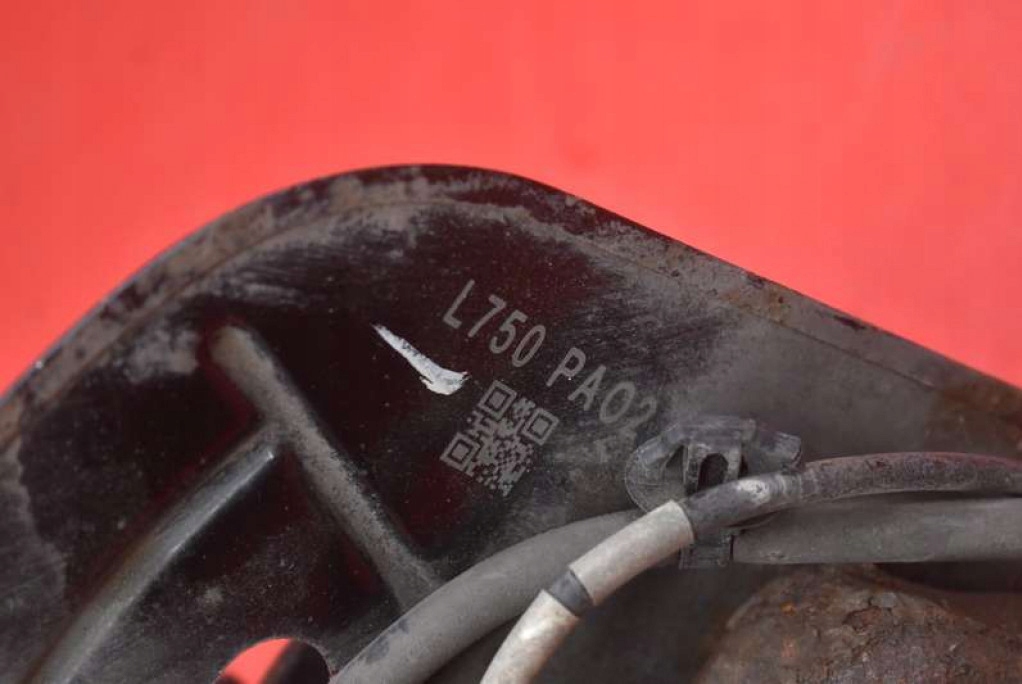 otoč čepu levá předek HYUNDAI I40 1.7 CRDI 115 KM 15-20