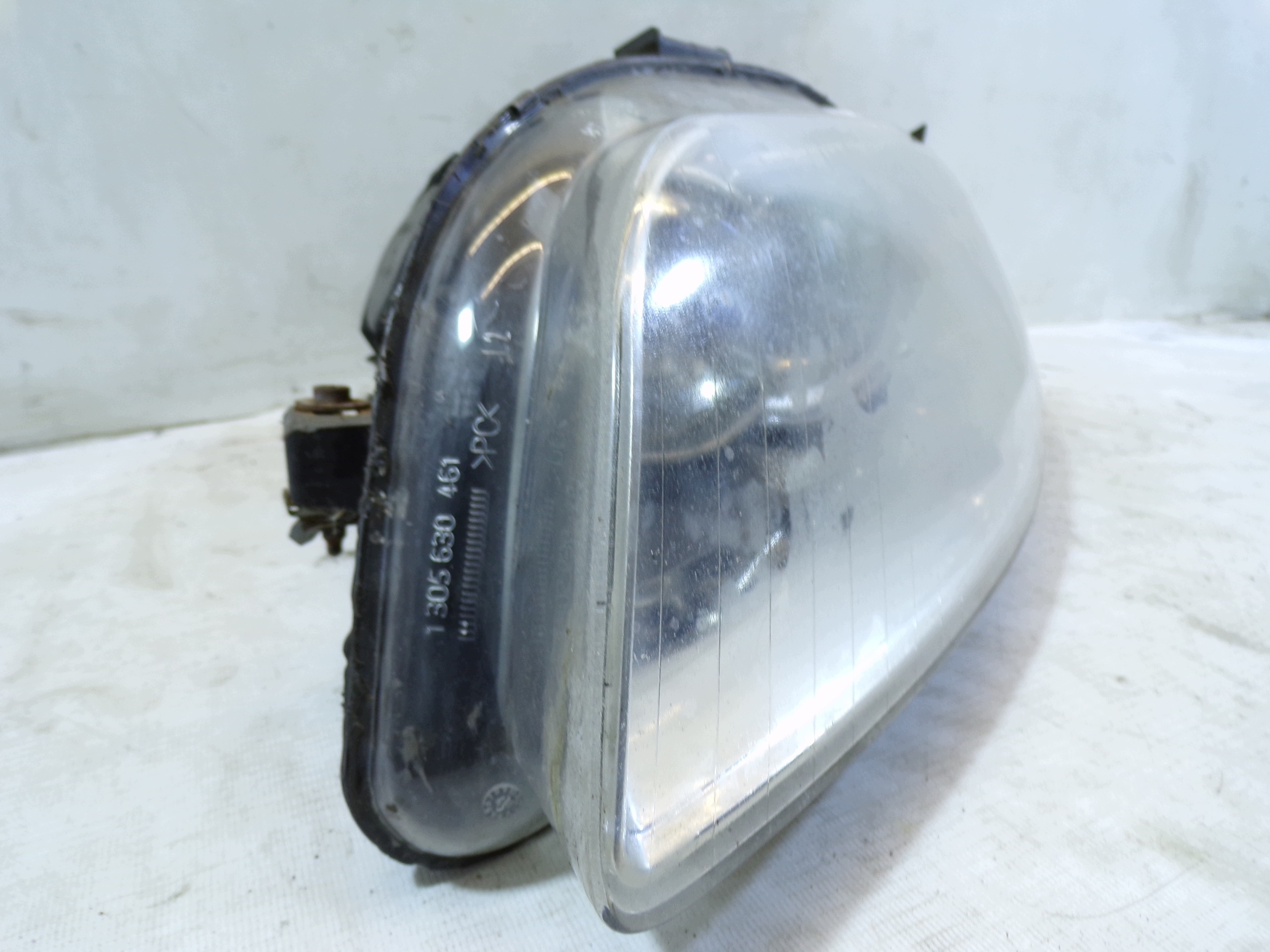 light front front left XENON AUDI A4 B7 (1) (K1)