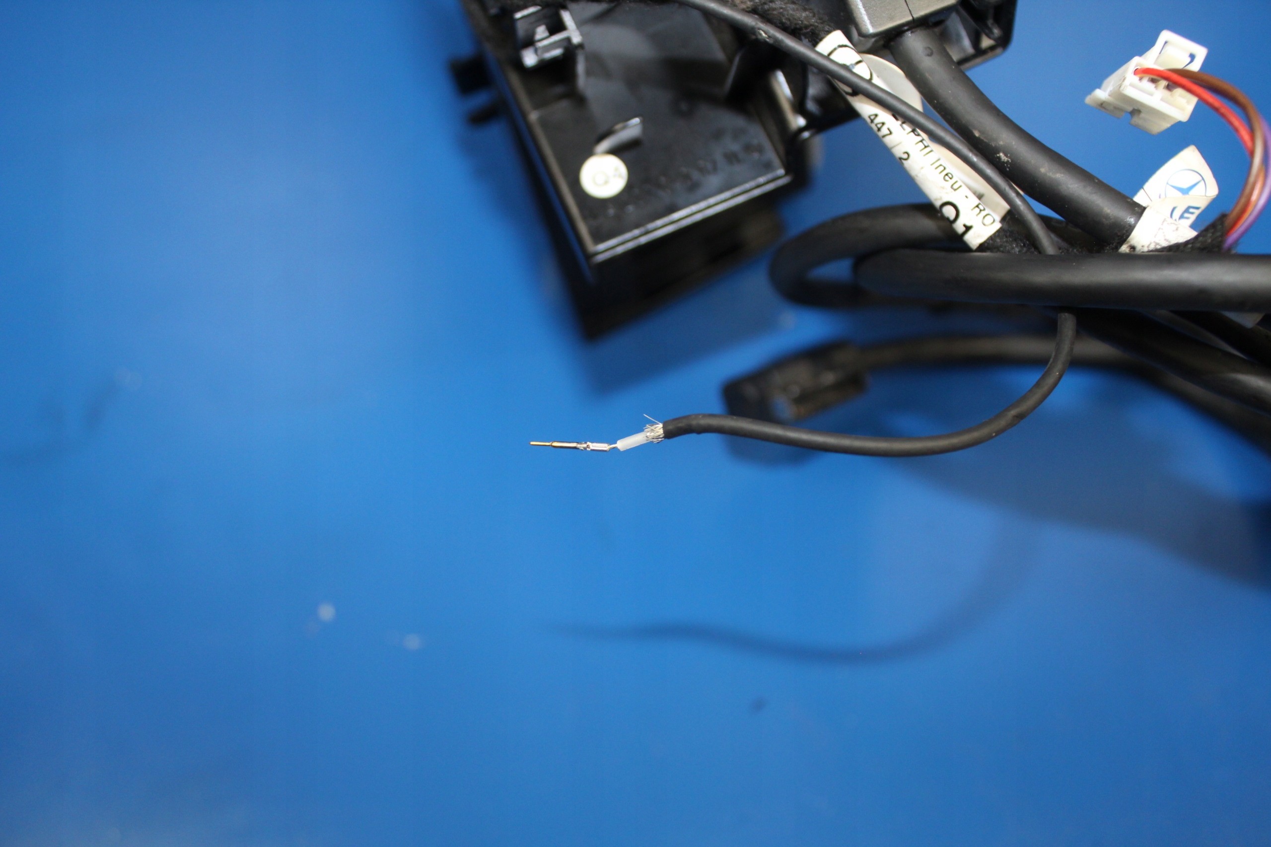 MERCEDES E W207 holder module TELEFONU