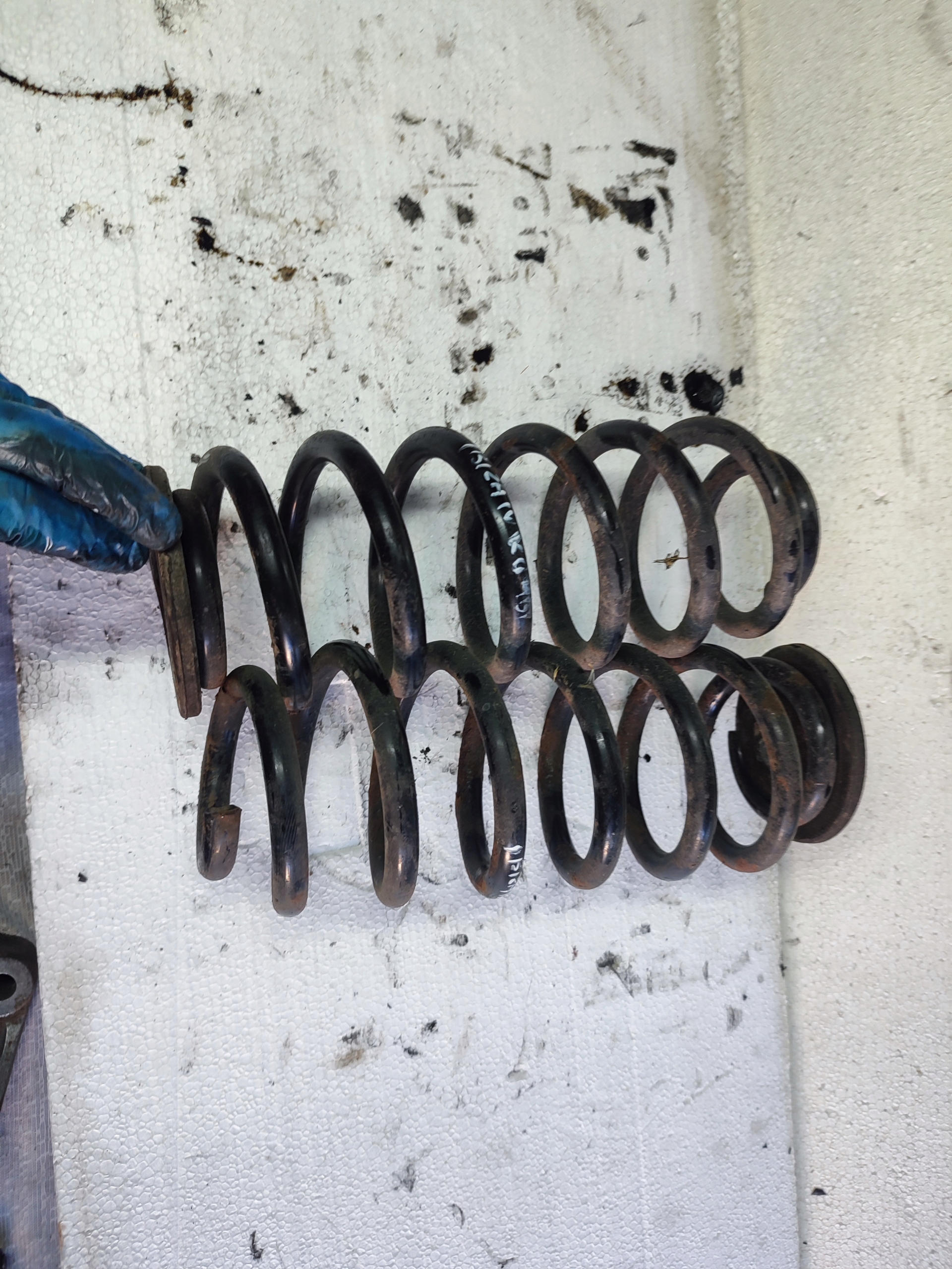 spring rear part springing seat ibiza IV Kombi