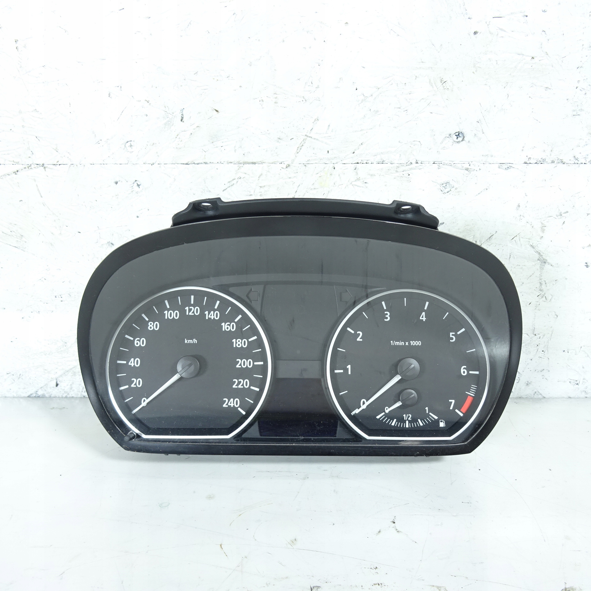BMW SERIA 1 E87 1.6i dials 6974645-01