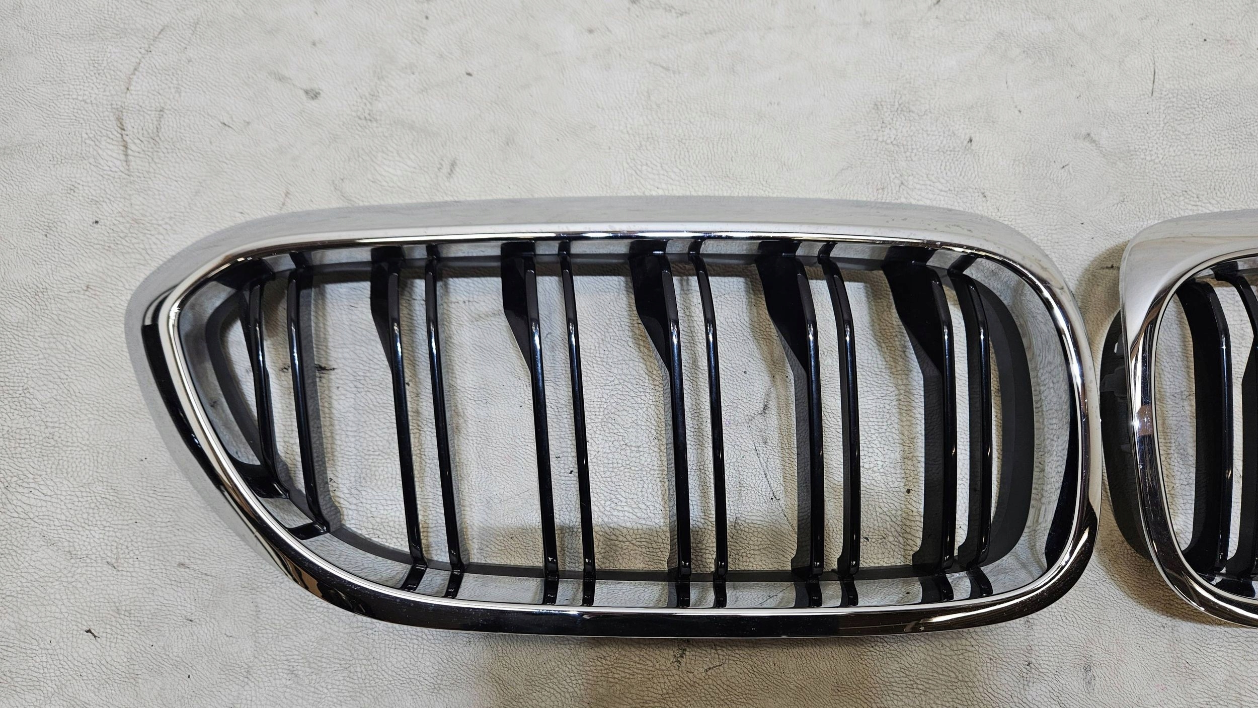 BMW 5 F90 Kühlergrill FRONTGRILL Kühlergitter 8063174 - Thumbnail 5