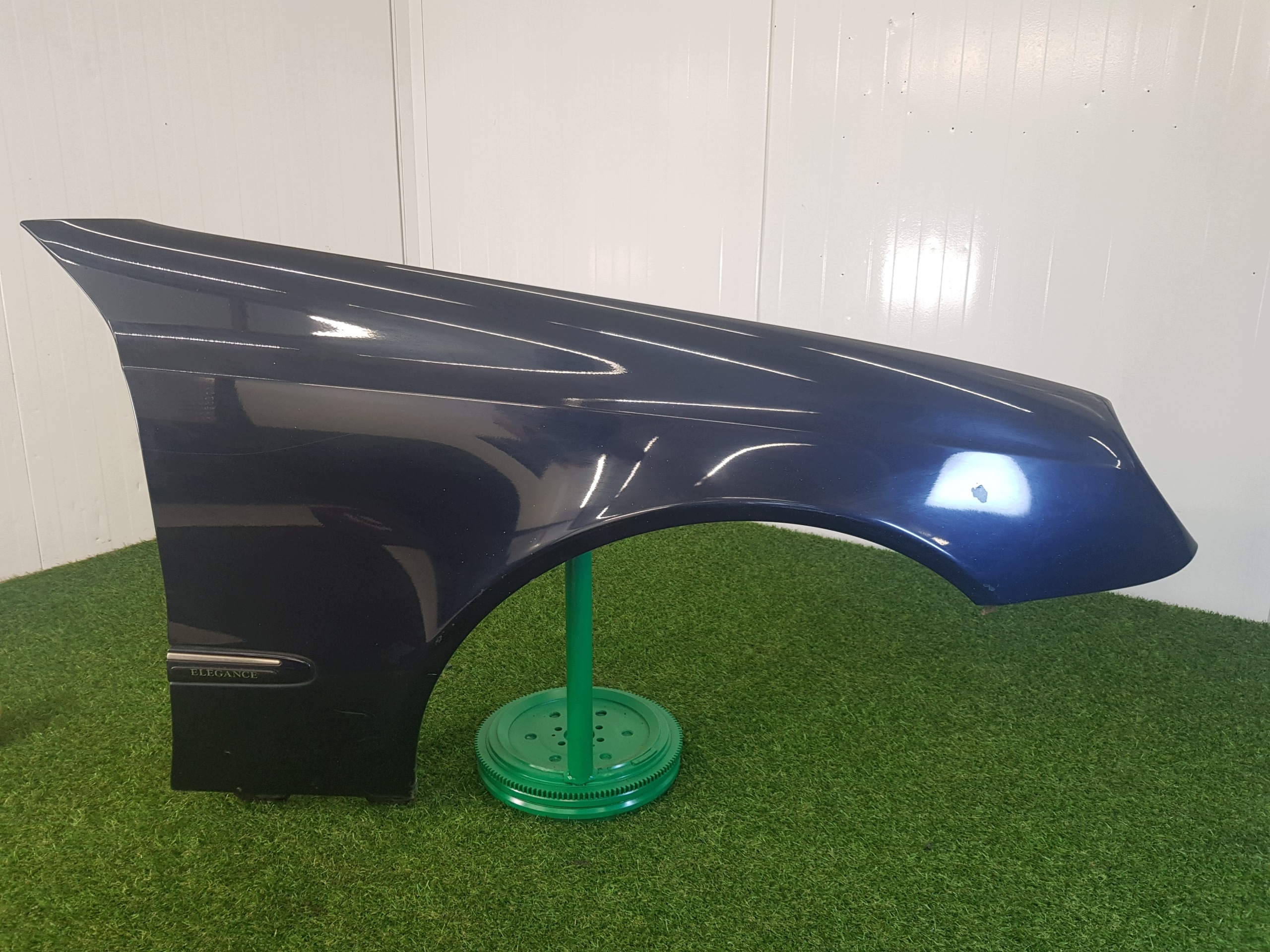 fender right front MERCEDES-BENZ E-KLASA W211