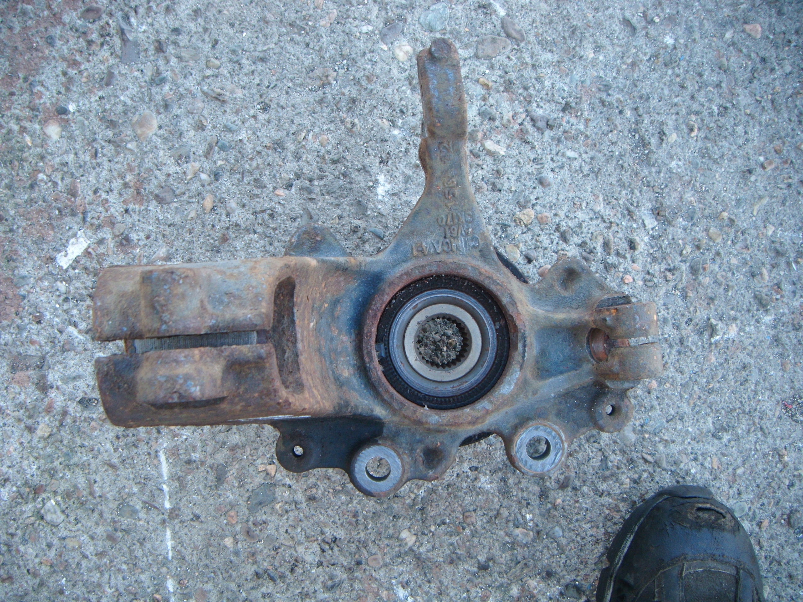 FOCUS MK3 10-18 1.6 TDCI ZWROTNICA PIASTA