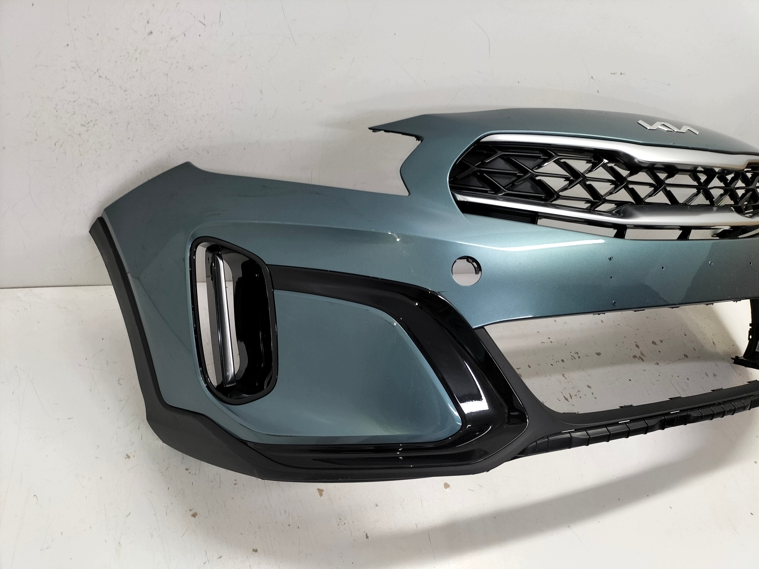 front bumper front KIA X-CEED XCEED LIFT 22- wersja without sensors PDC