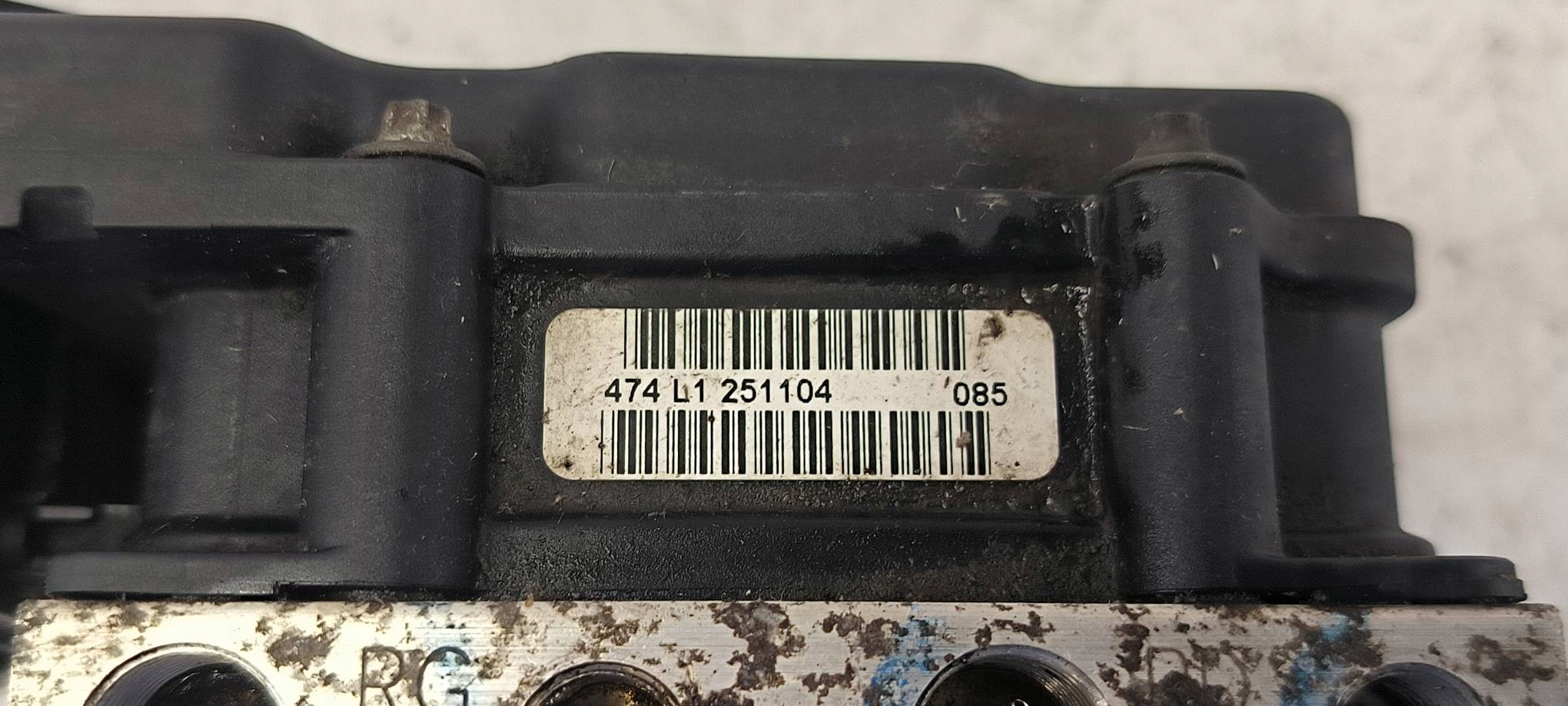 pump ABS brake 8200038695 RENAULT MEGANE SCENIC II