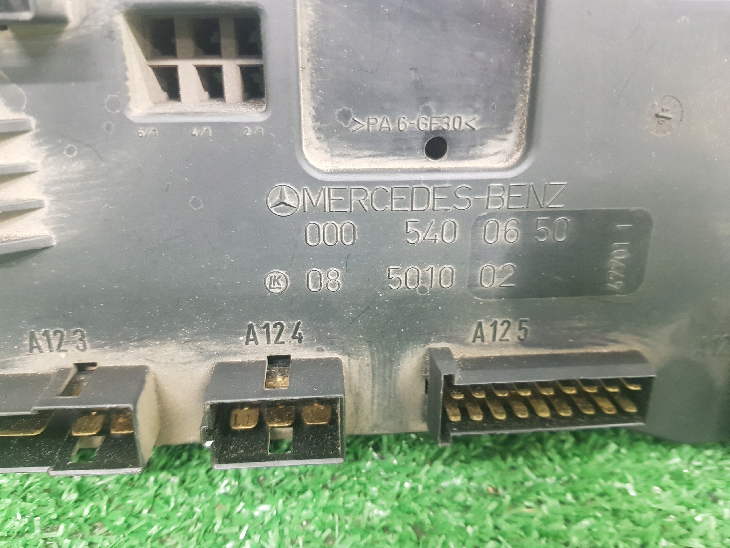 Module fusibles MERCEDES-BENZ VITO 005400650