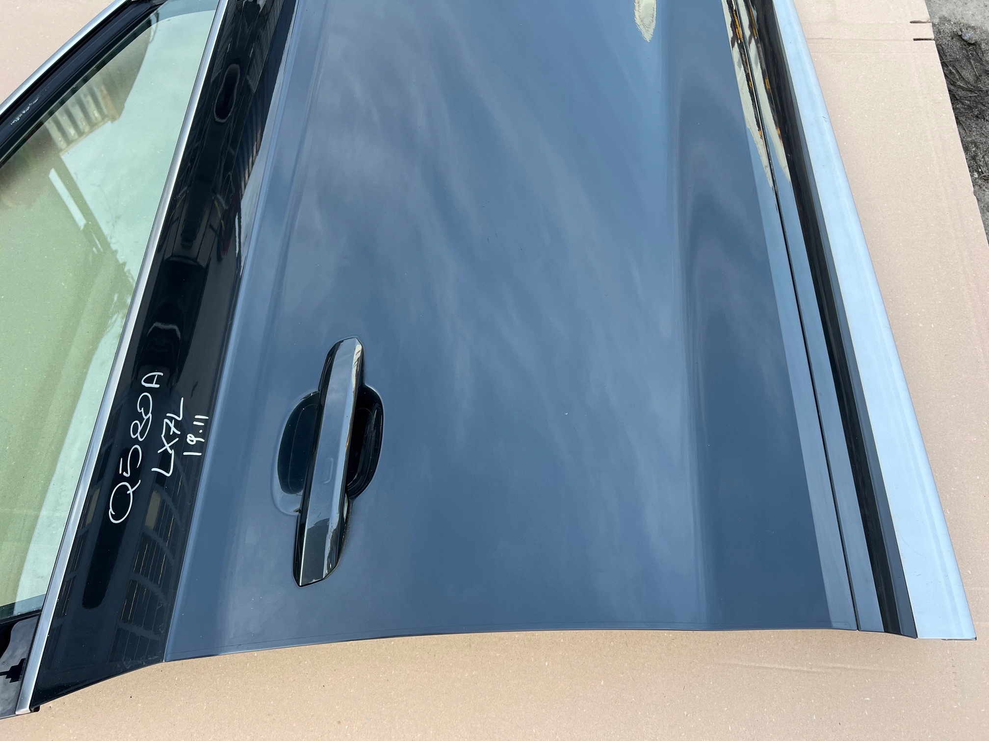 AUDI Q5 80A door right front right front LX7L