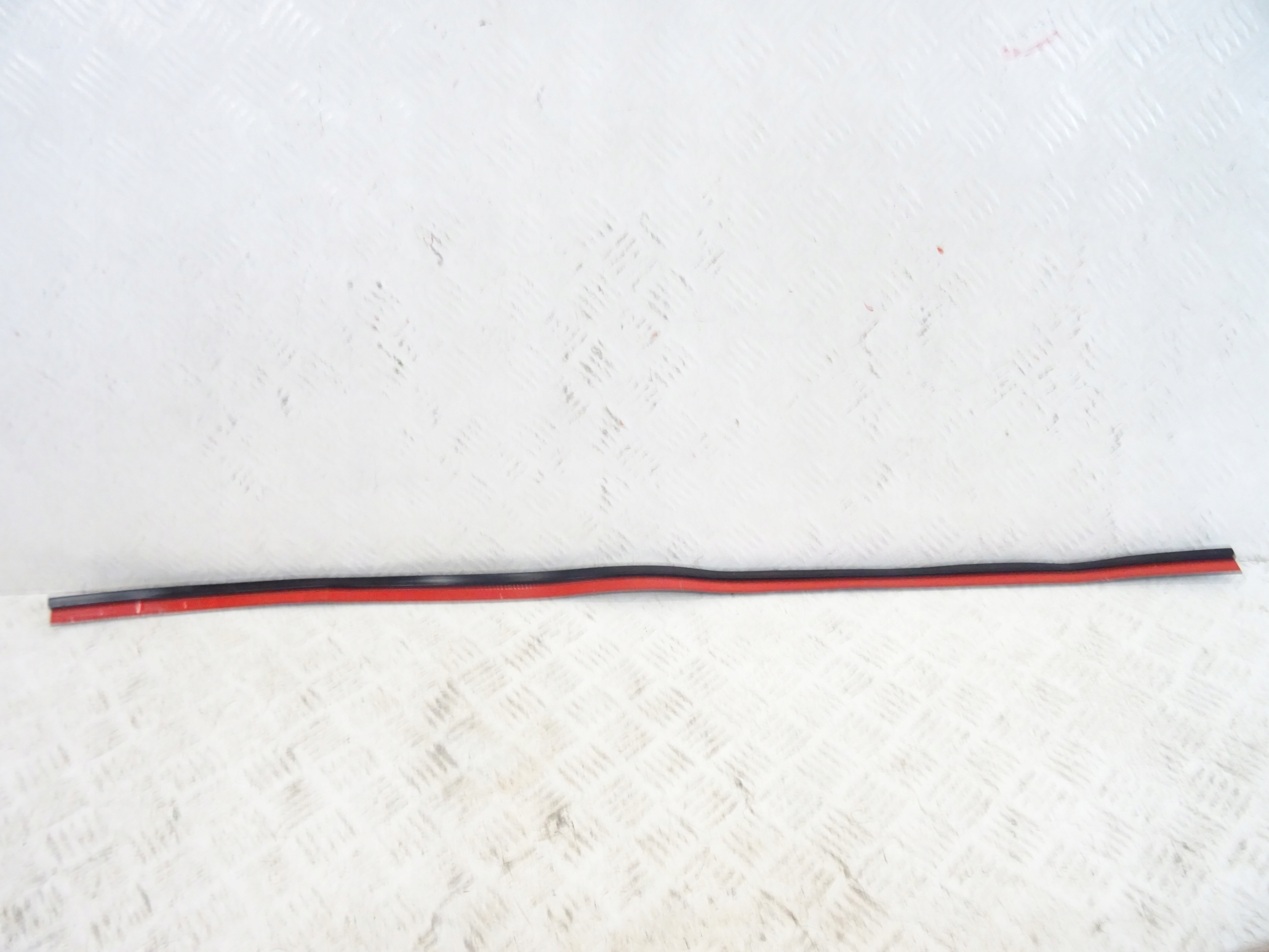 moulding dust windows CZOLOWEJ OPEL OE 316219989
