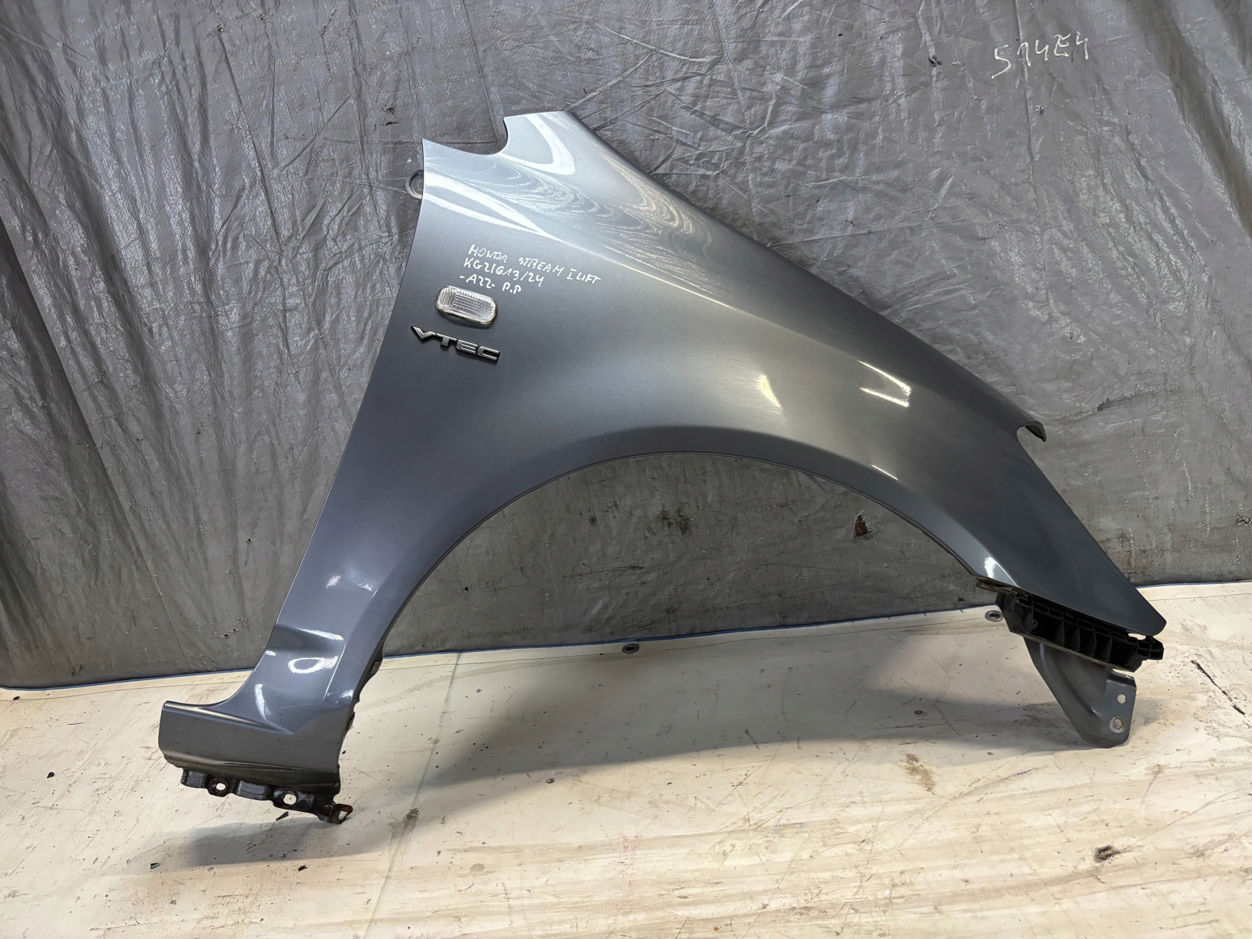parafango Destra Anteriore Honda Stream e 1 lift k: NH674P