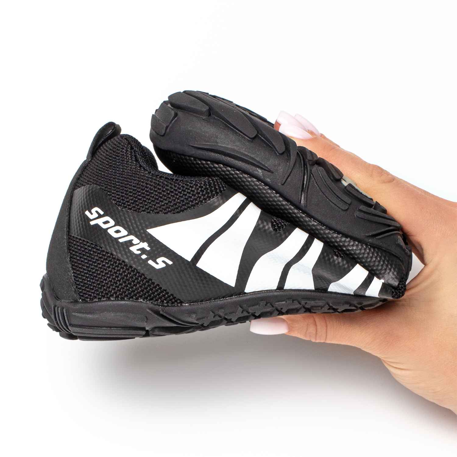 Buty do wody wodoodporne antypoślizgowe lekkie oddychające obuwie sportowe 39 czarne — 26