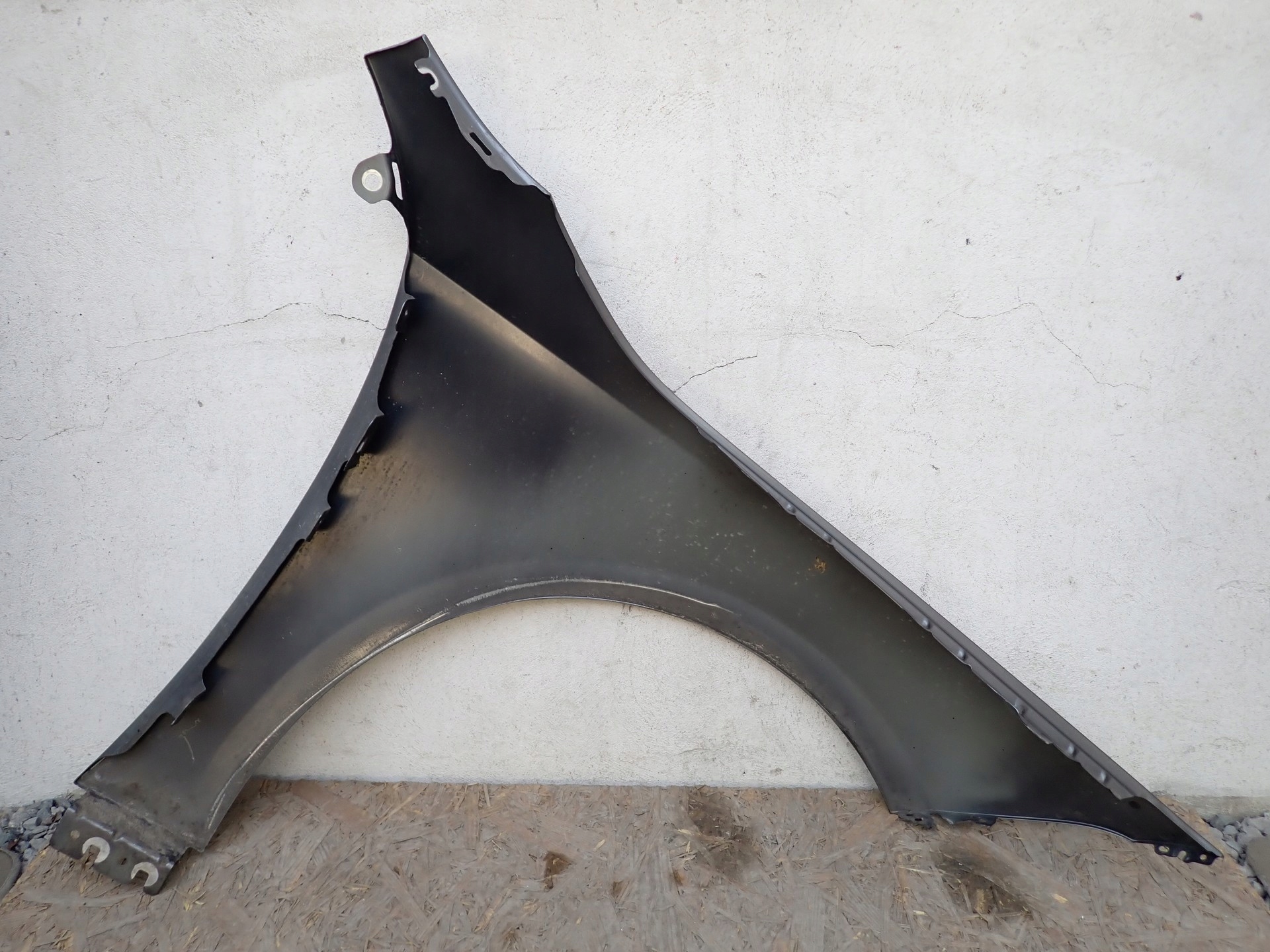fender left front front MERCEDES A KLASA 177 2018