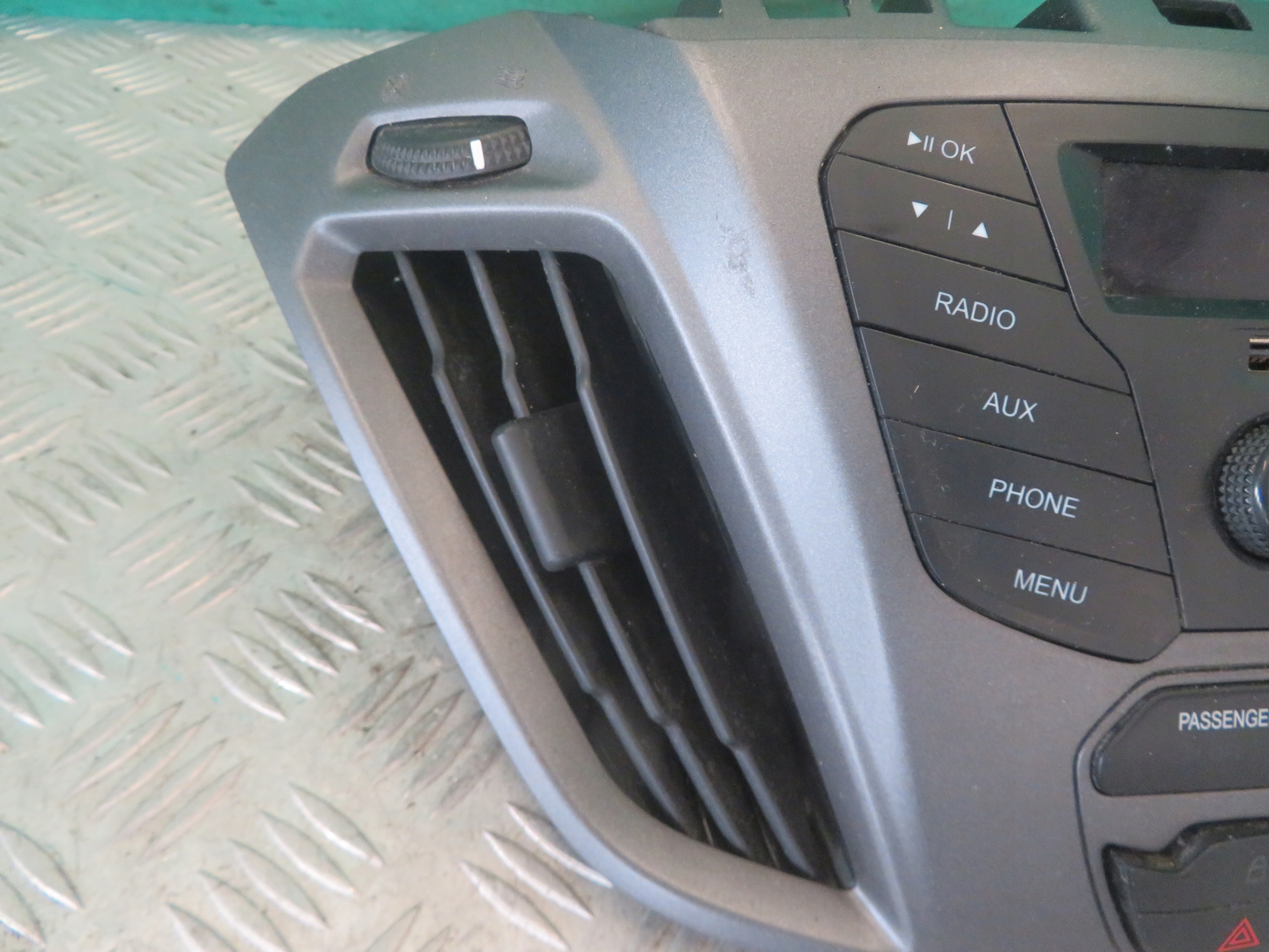 frame PANEL RADIA KRATKI air conditioning devices FORD TRANSIT CUSTOM 17R BK2T-18D815-GE