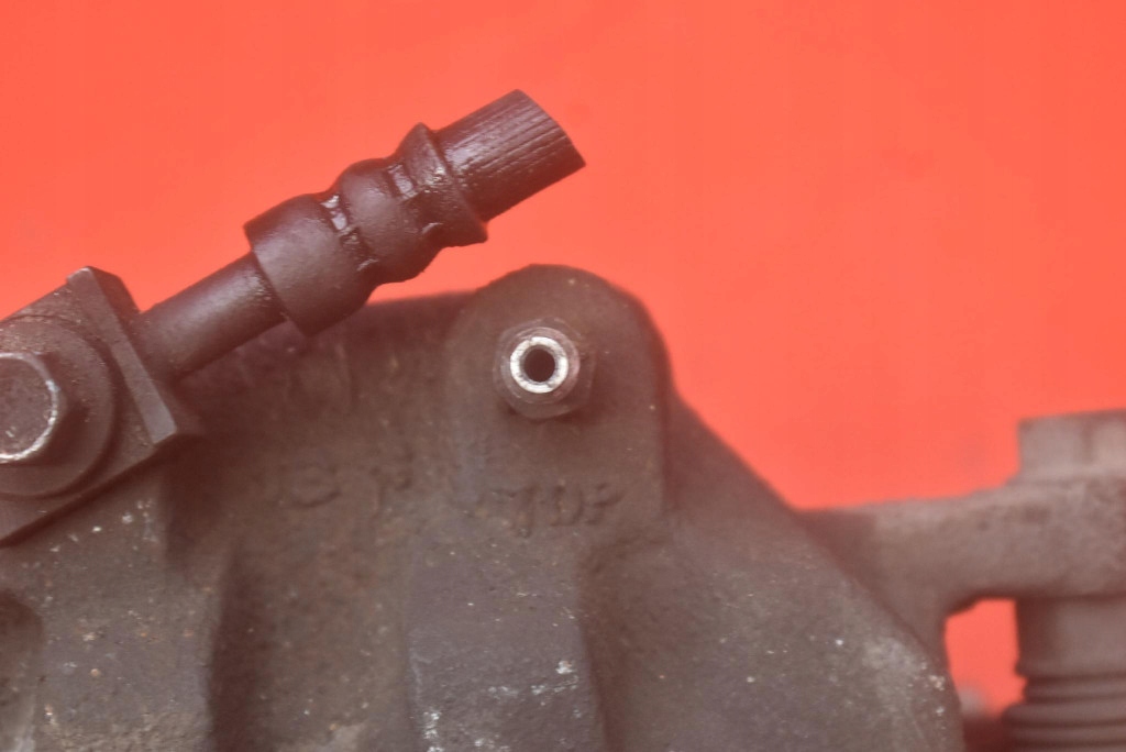 caliper brake left front CHEVROLET EQUINOX 2 II 2.4 ECOTEC 182 KM 4X4