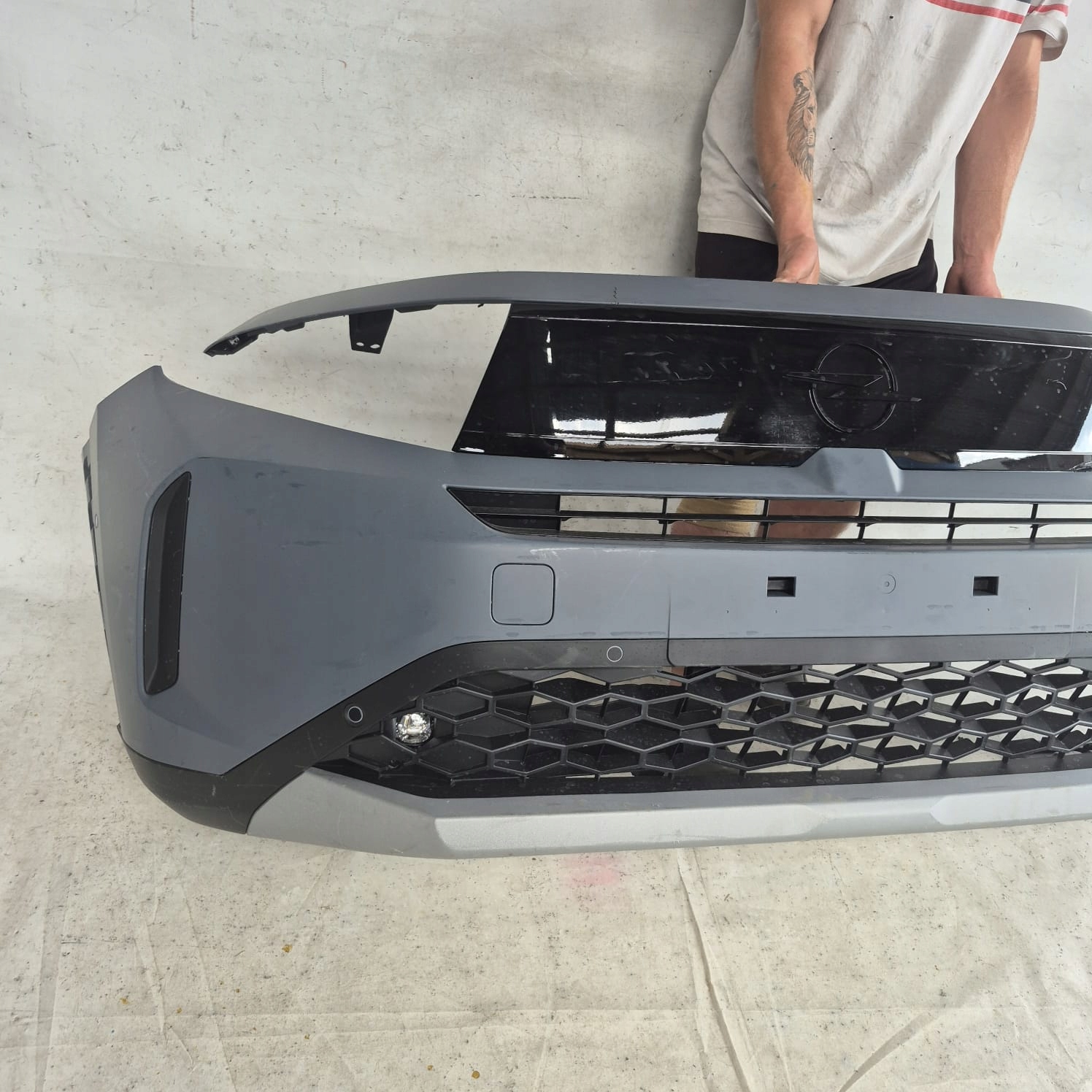 OPEL FRONTERA C 24- bumper front front PDC 9854995780