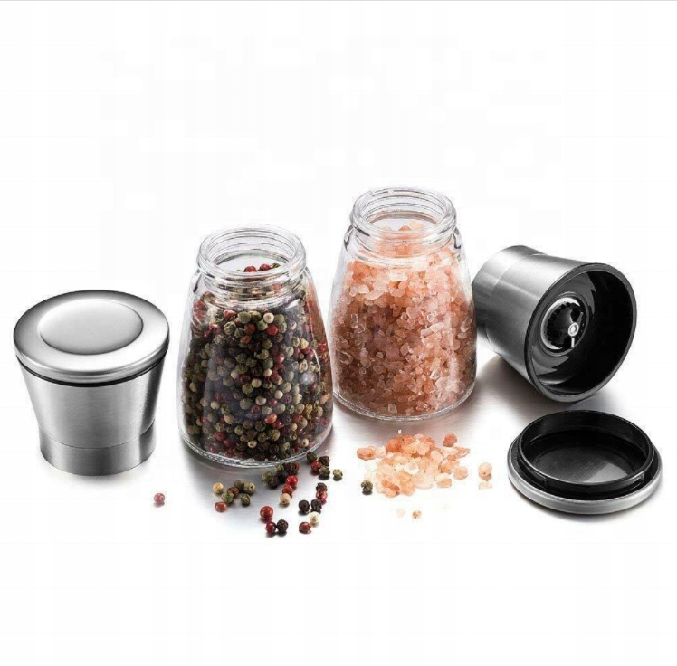 ZESTAW MŁYNEK DO SOLI PIEPRZU RĘCZNY MŁYNKI 2 SZT Liczba elementów w zestawie 2