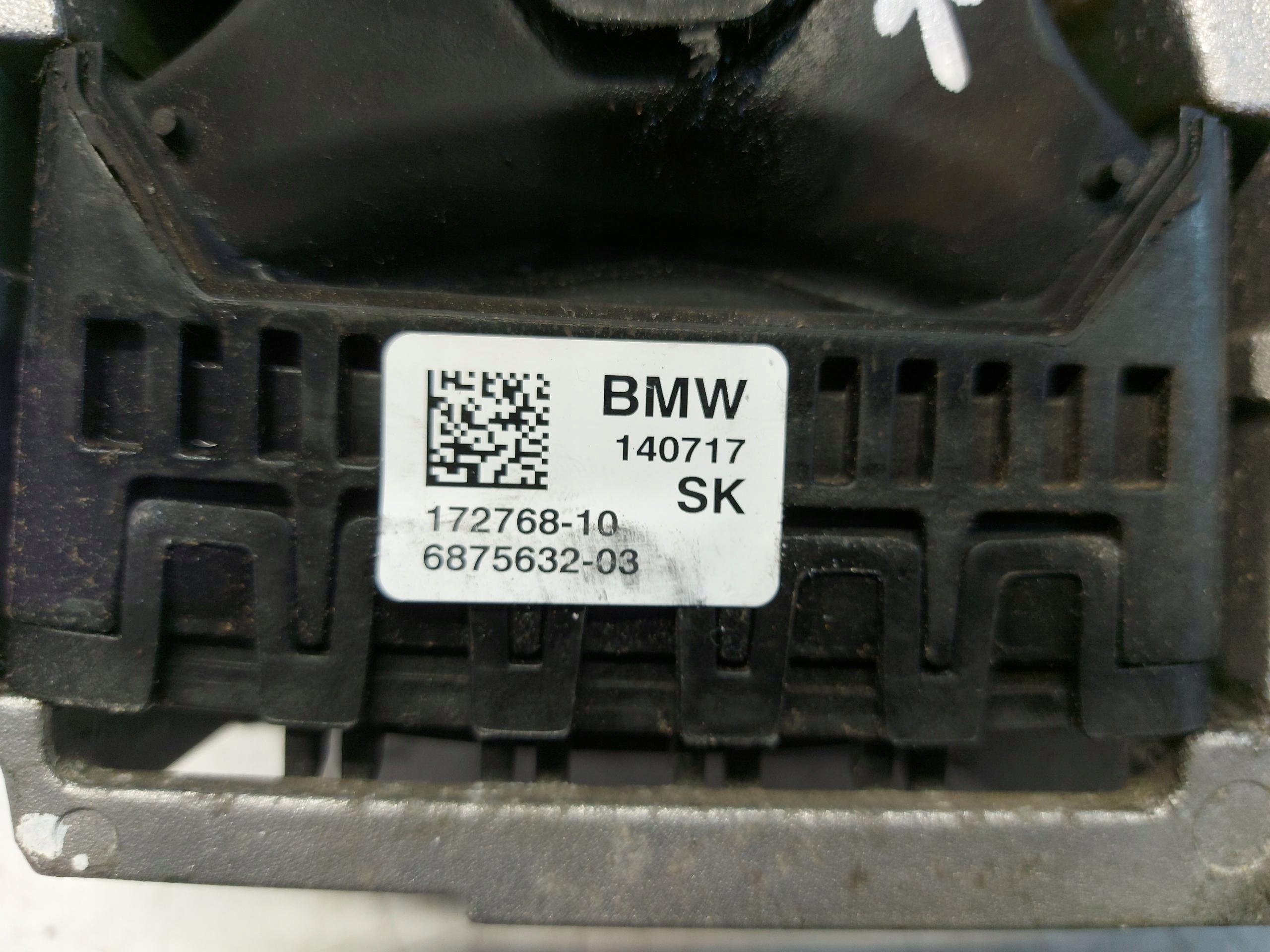 BMW F48 X1 engine mount 6875632