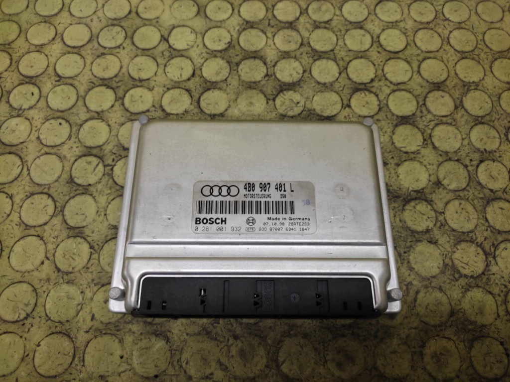 AUDI A6 C5 2.5 TDI control unit of the engine 0281001932