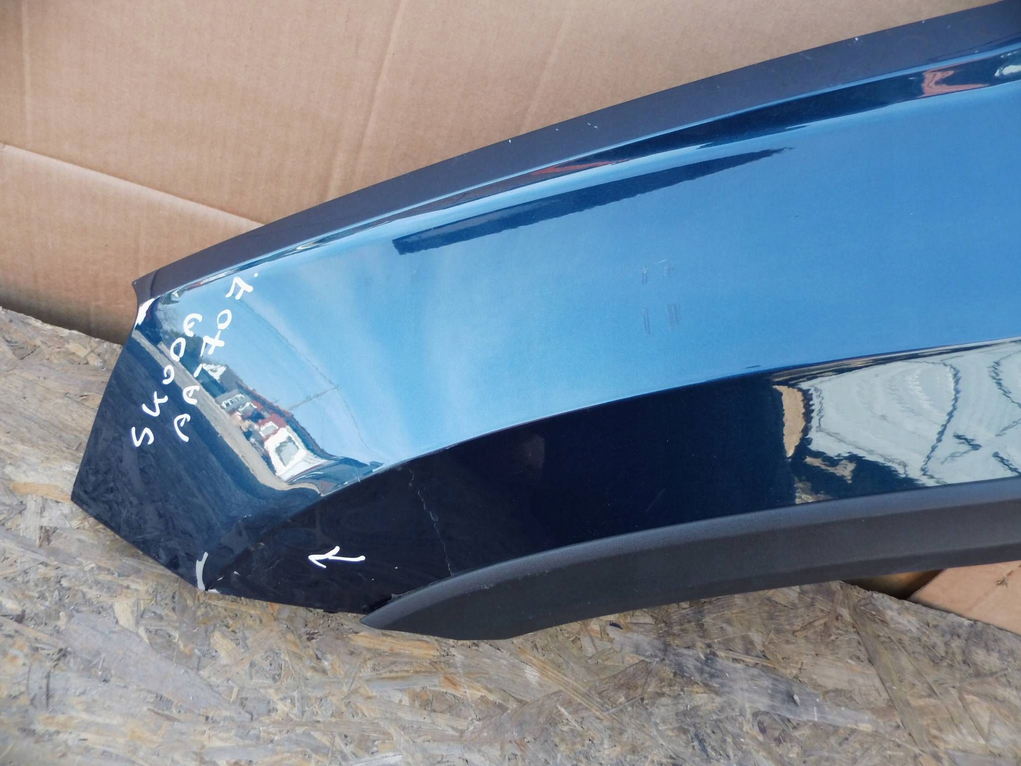 Skoda Karoq 2017+ fender left front front moulding cap 57A