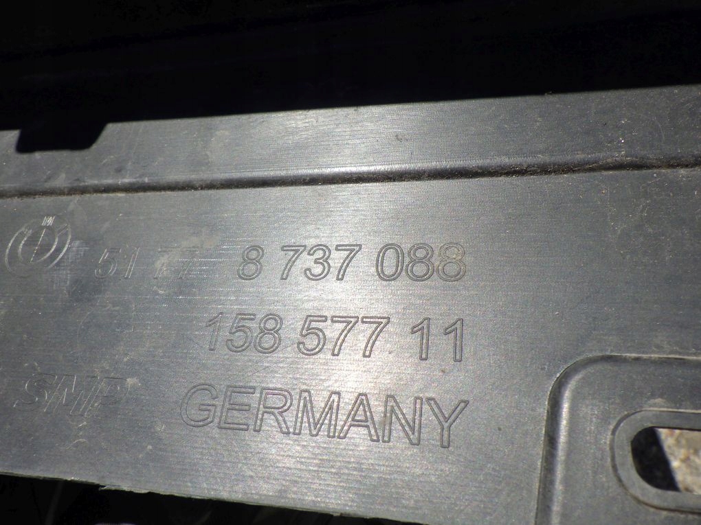 BMW 4 i4 G26 Gran Coupe M Pakiet 21- moulding threshold threshold right