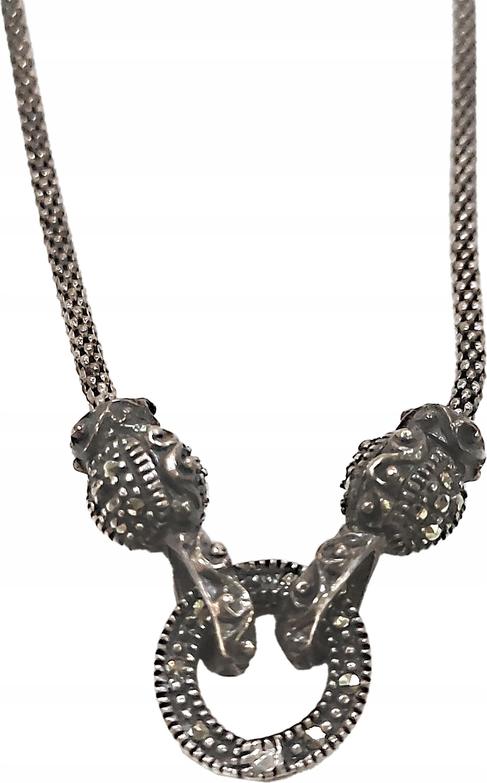 Stříbrný dámský náhrdelník 925 s módním přívěskem a markýzami