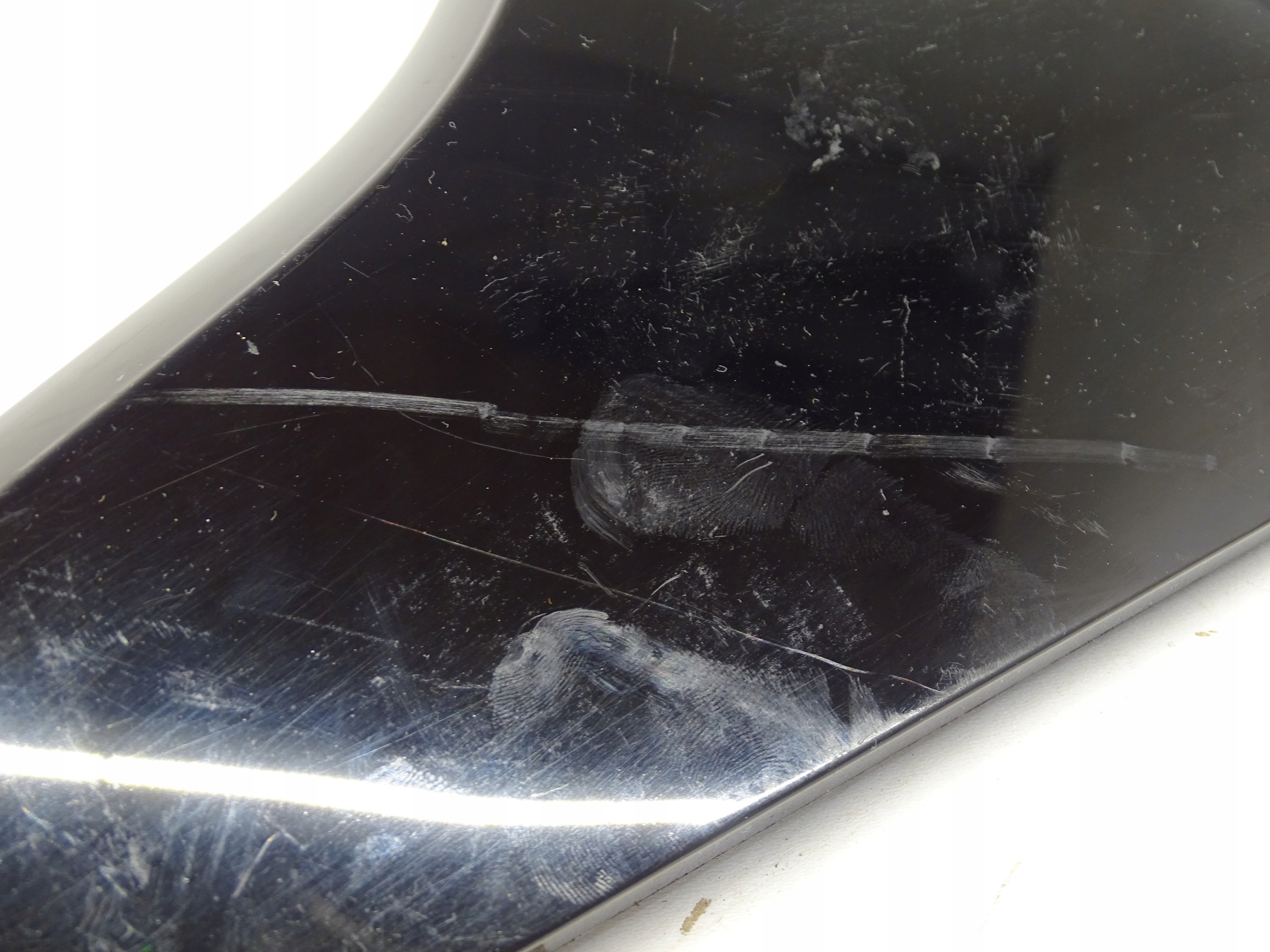 Blende Abdeckung rechts heck hinten heckklappe VW ID3. ID3 10A827940A