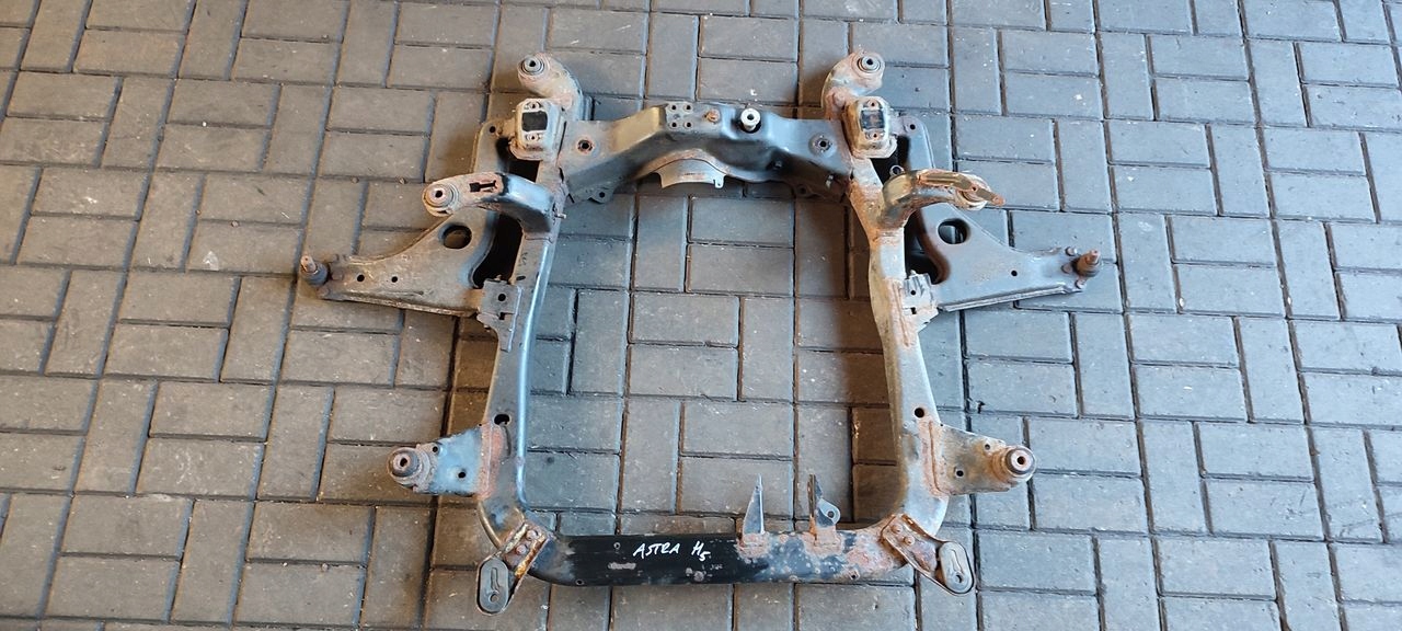 axle beam subframe front front Opel Astra H