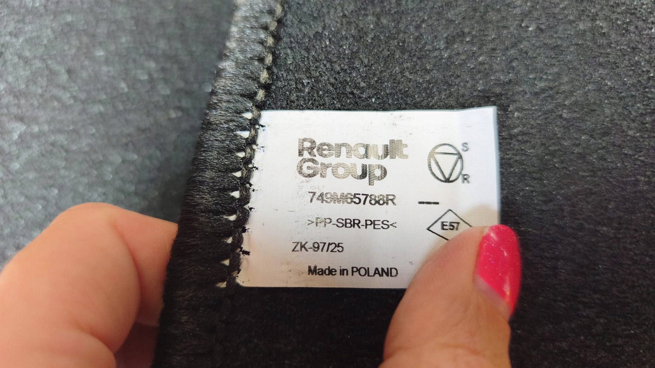 mats samochodowe Komplet Renault 4 749M65788R