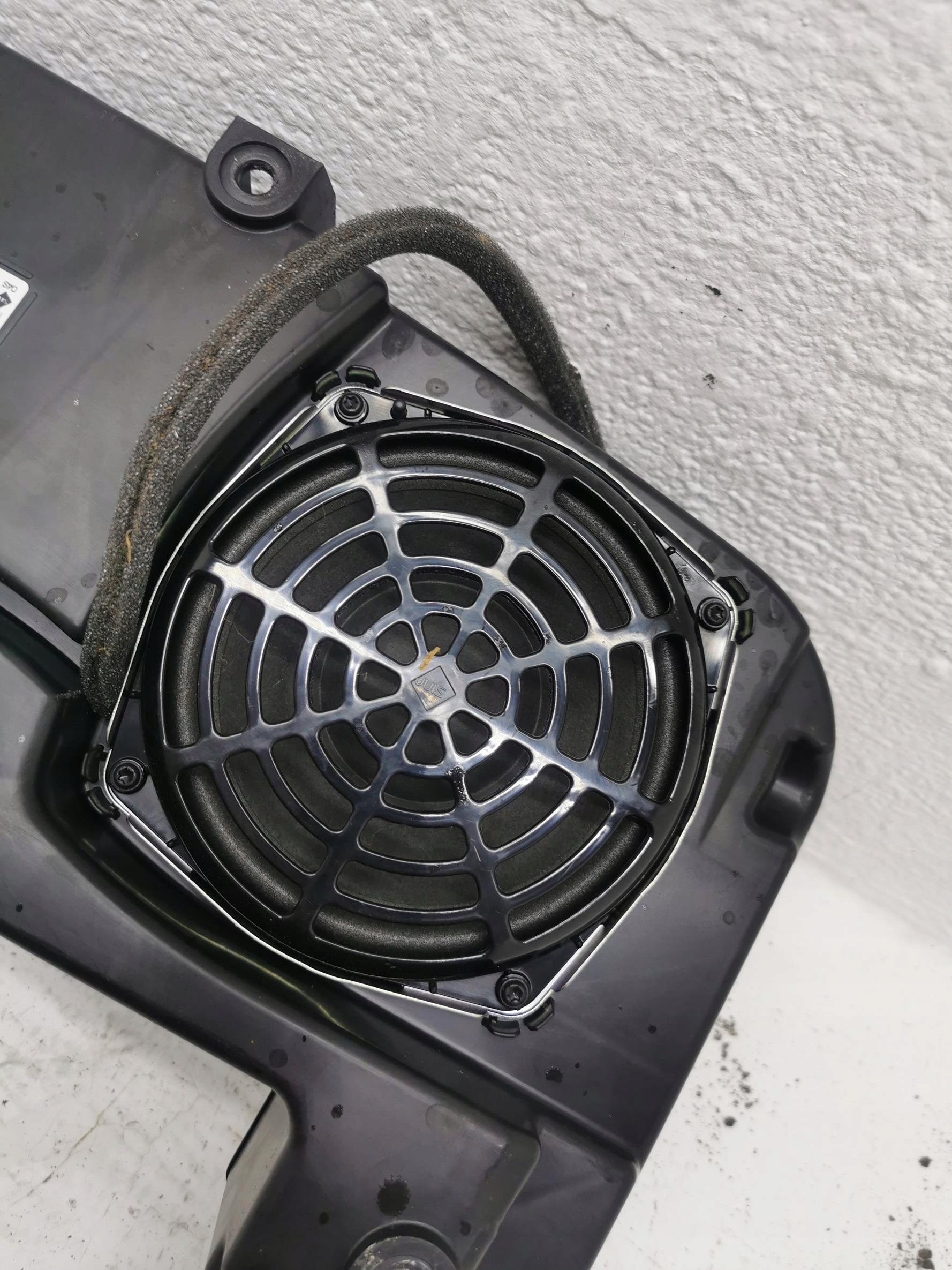 speaker SUBWOOFER AUDI A4 B8 KOMBI 8T8035382 07-15