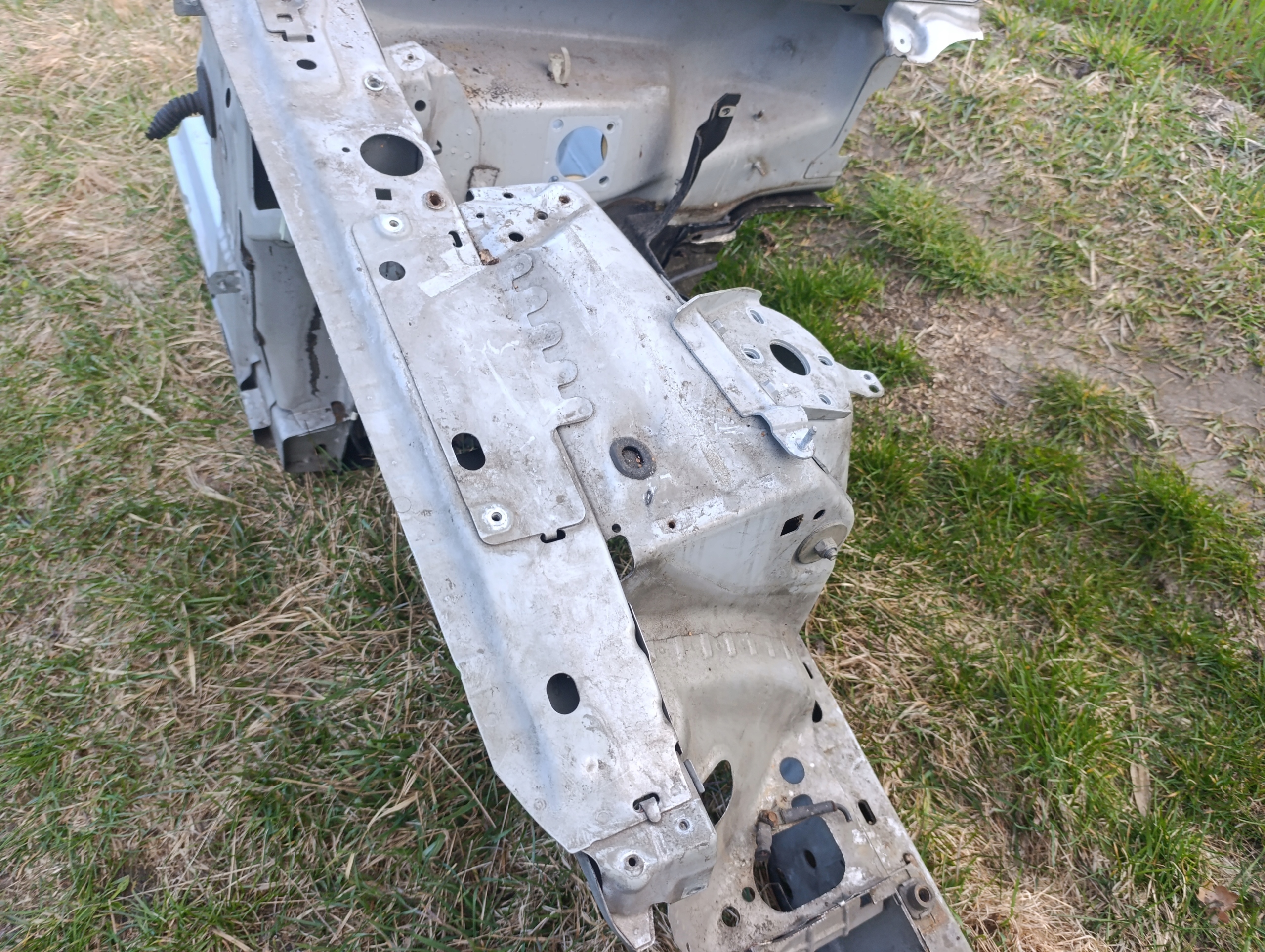 quarter right front right front Jaguar XF X250 MEE