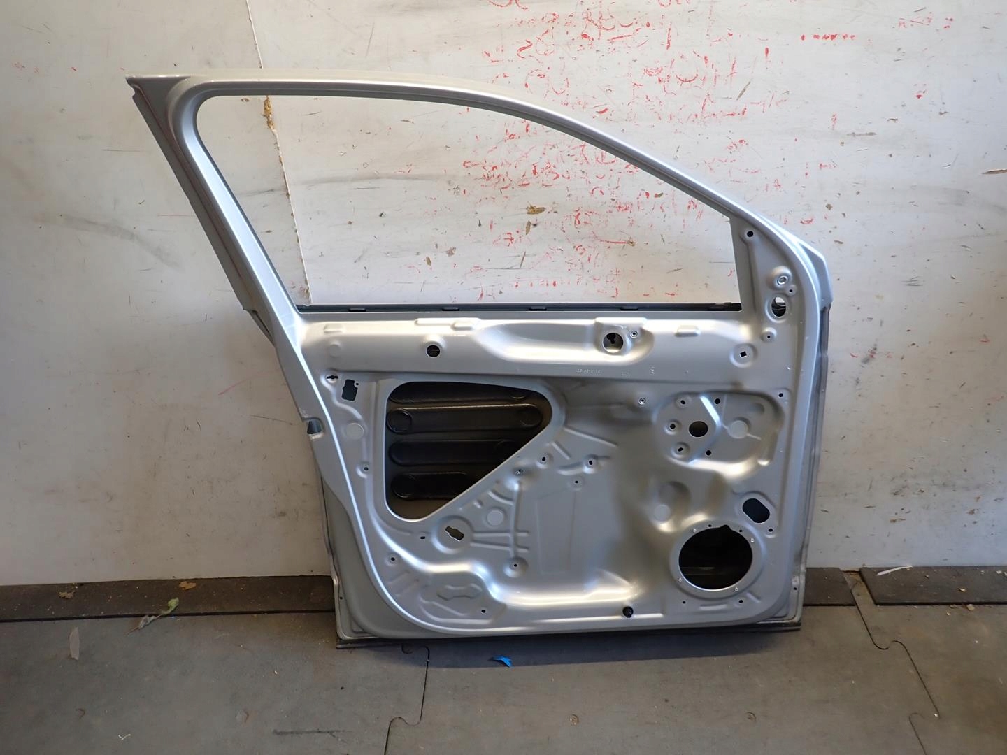 door front front left VW T-CROSS 2019- 2GM831311E