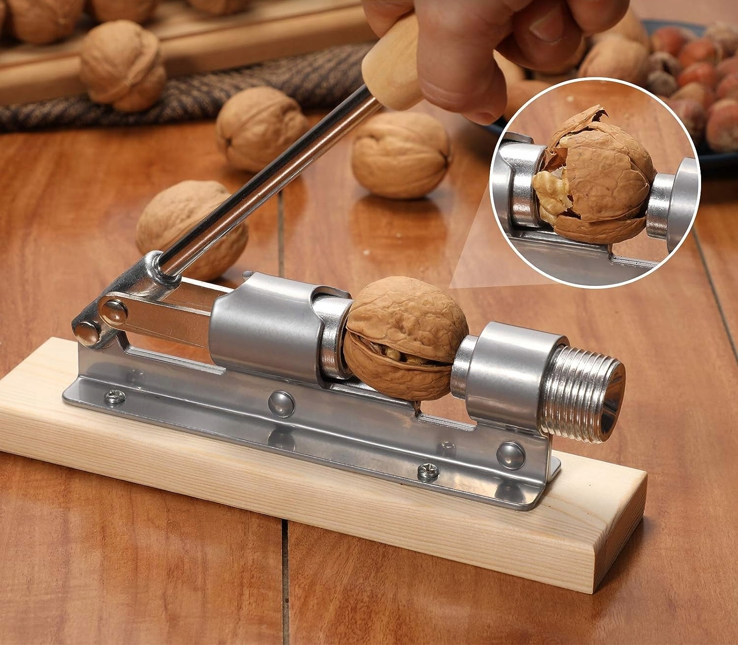 DZIADEK DO ORZECHÓW WŁOSKICH ITD NA PODSTAWCE ANTYPOŚLIZGOWEJ MOCNY STALOWY Długość 200 mm