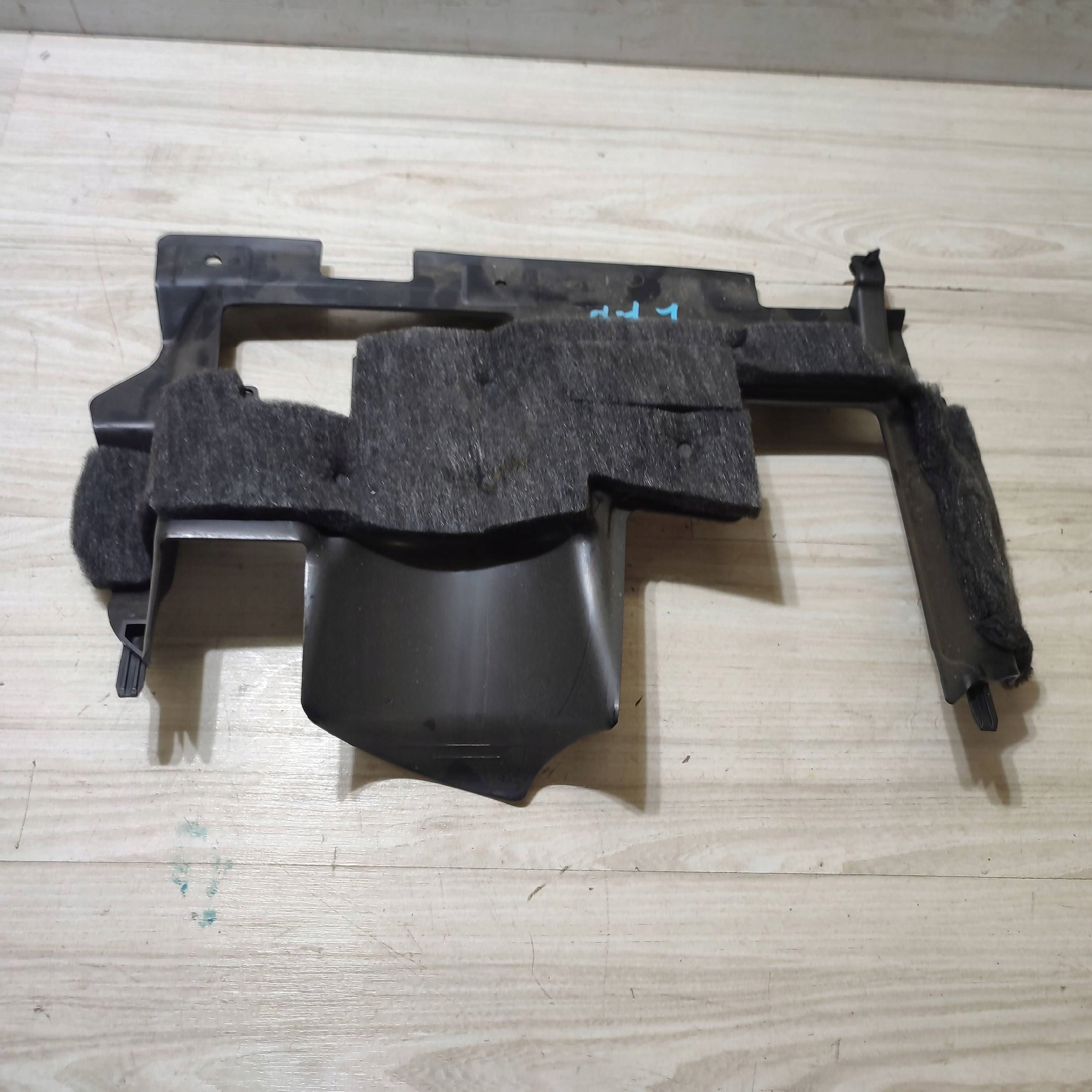 cover slupka left side Jaguar F-Pace HK83046B01AD