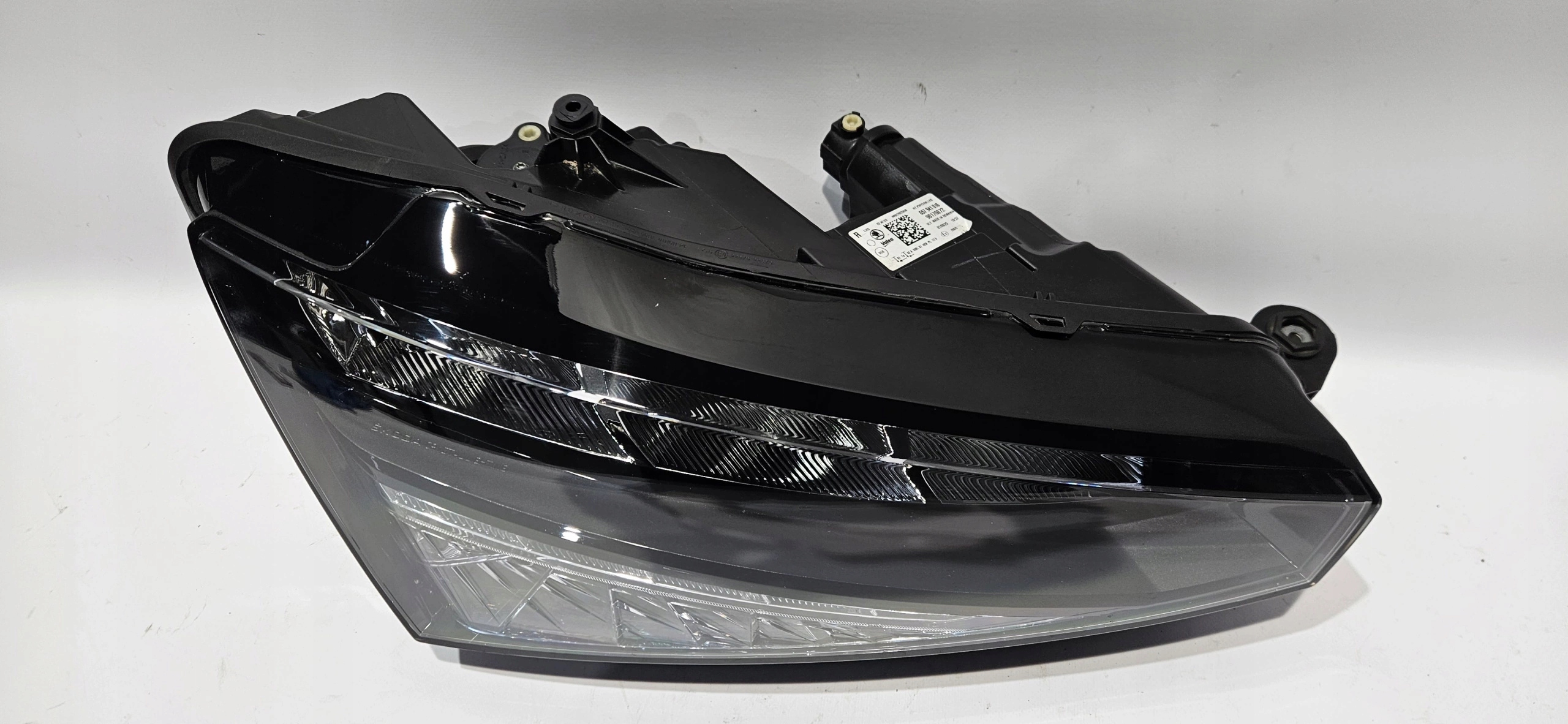 light right front LED SKODA SCALA 19- EUROPA original 657941016