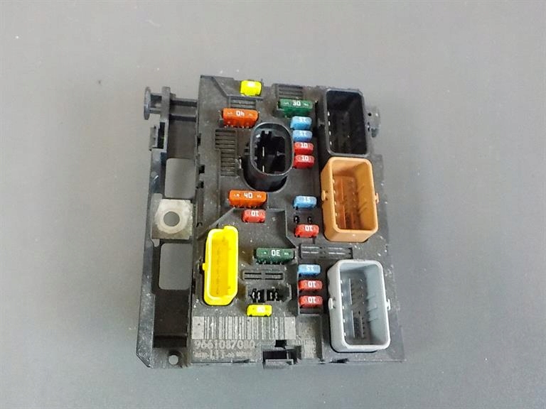 PEUGEOT CITROEN BSM MODUL 9661087080 L11