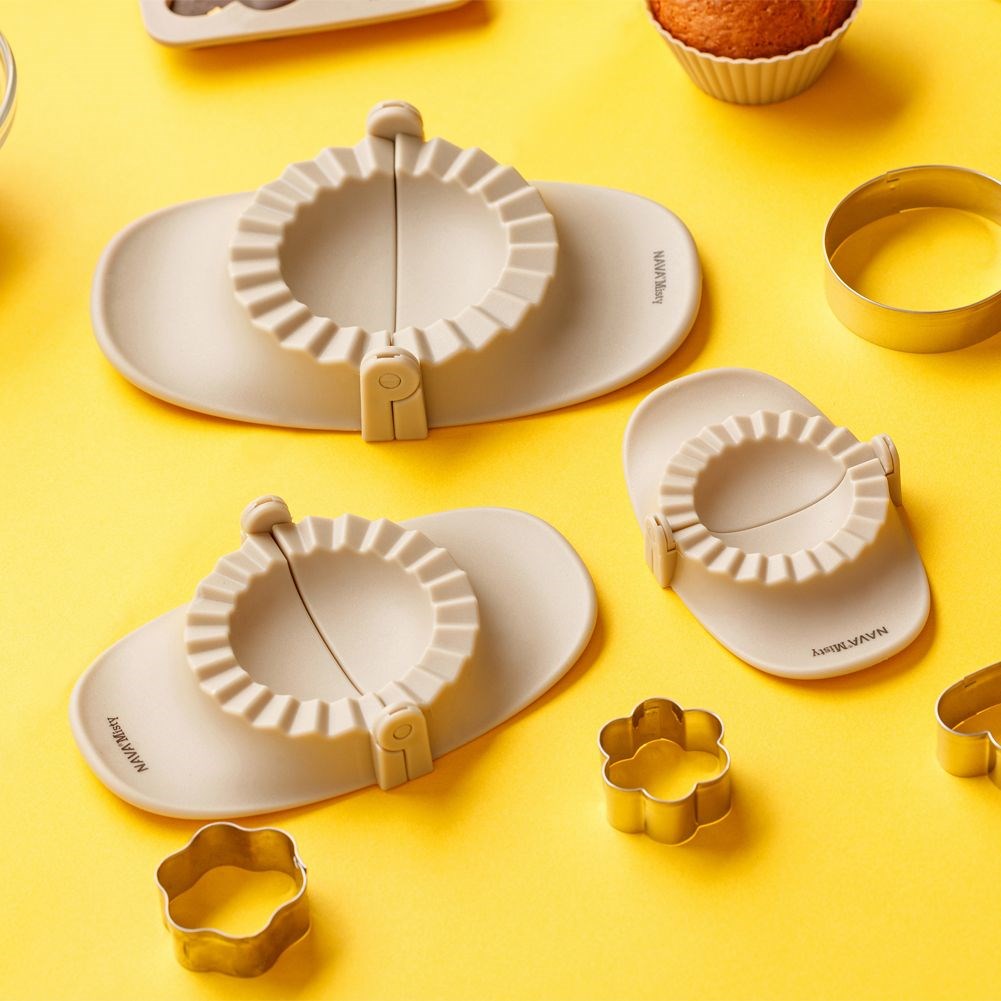 Foremka PIEROGÓW lepienia pierożnica pierogi 6,5cm Kod producenta O10-202-038