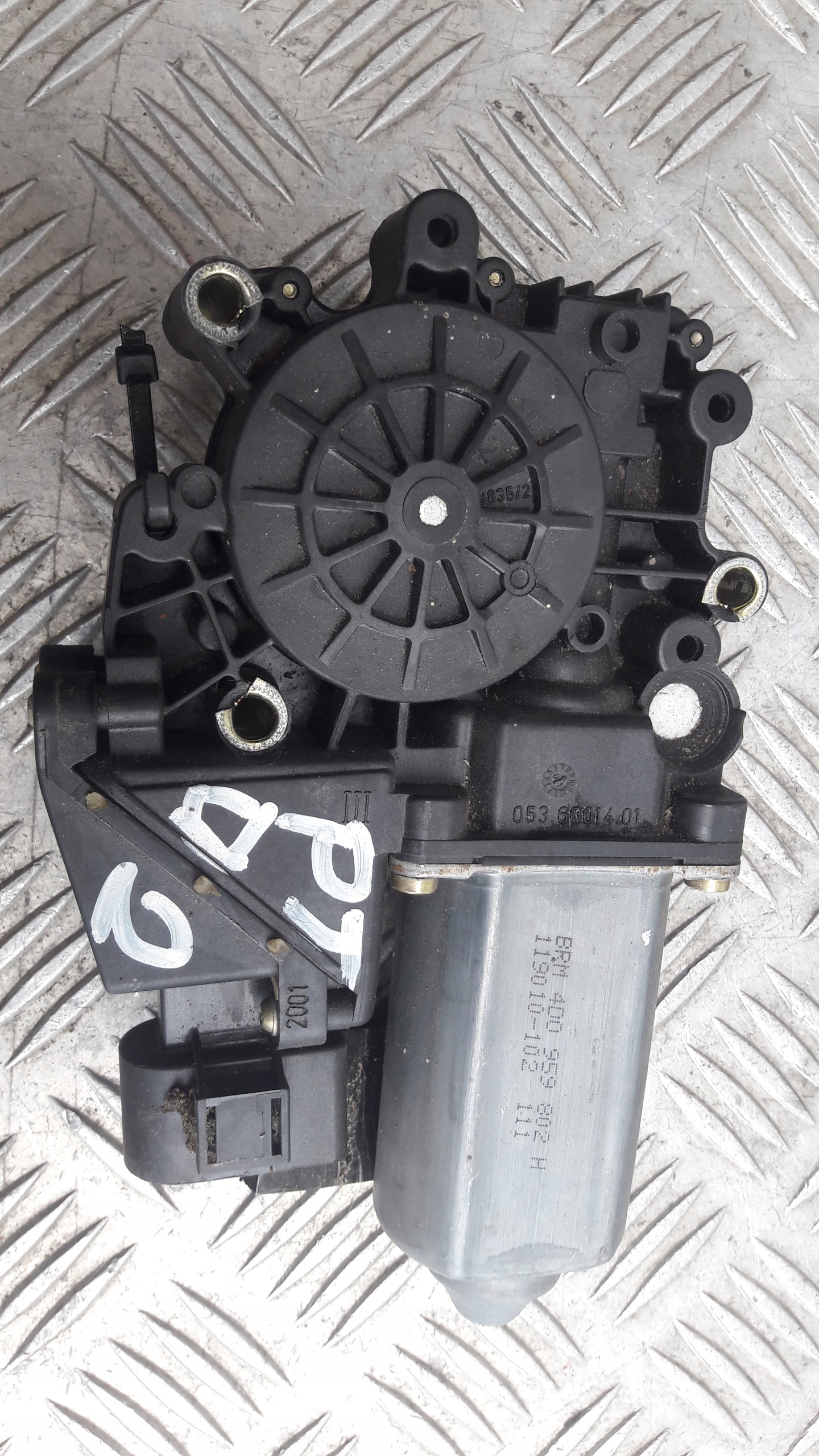 AUDI A8 D2 mini motor windows right rear part 4D0959802H